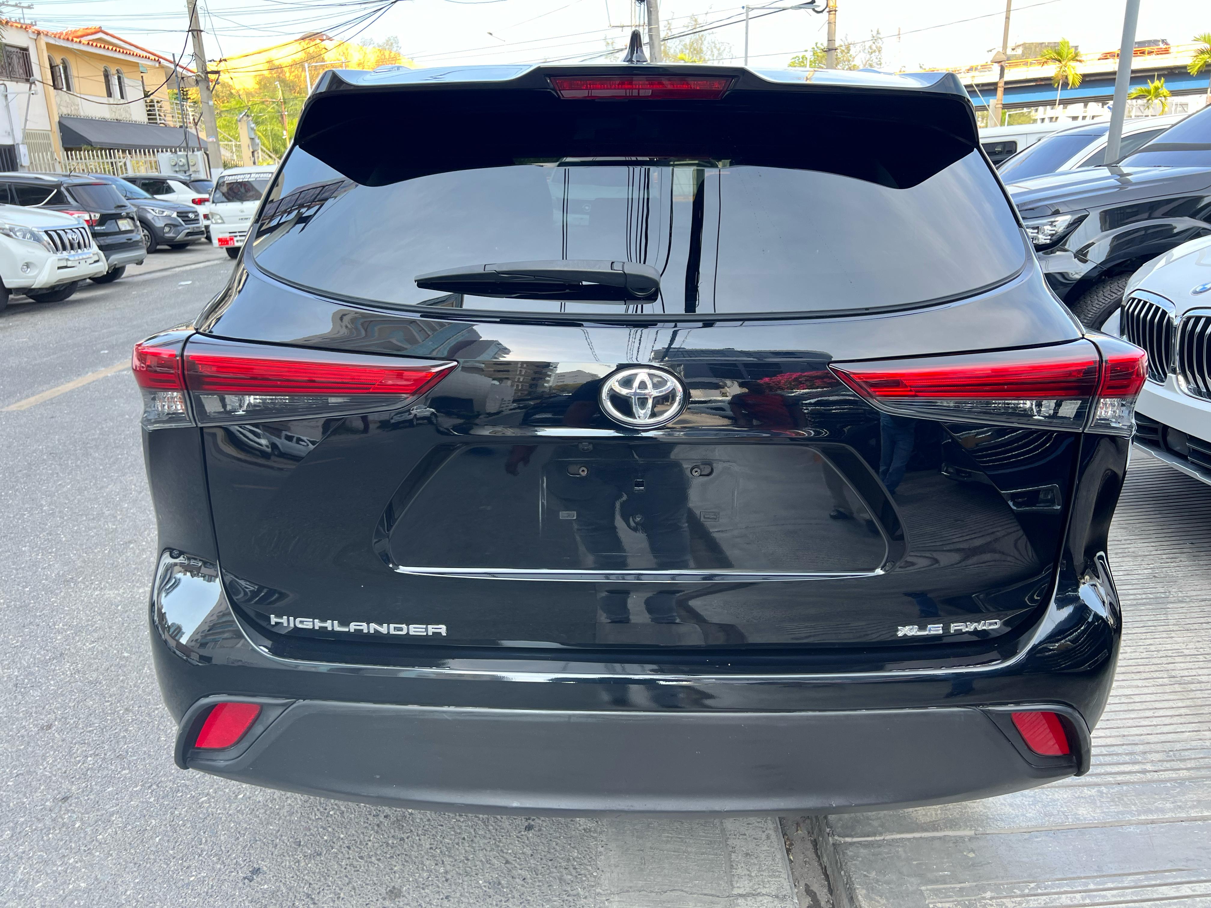 jeepetas y camionetas - Toyota Highlander XLE 2021 Reciéntales Importada 3