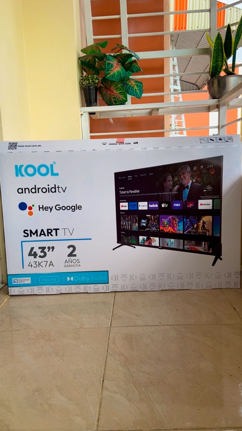 tv - Smart KOOL Android tv 43 pulgadas ultra HD sin bordes en la pantalla  1