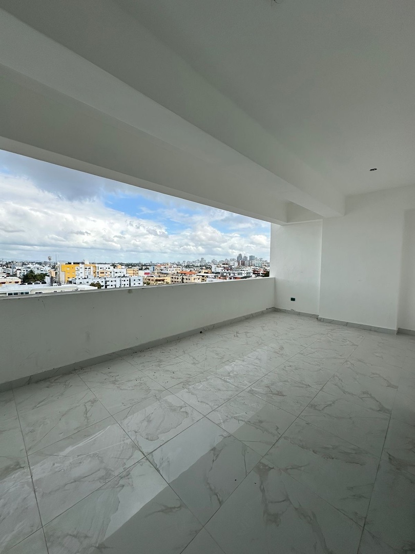 apartamentos - Apartamento con terraza piso alto de dos habitaciones en el millón santo domingo