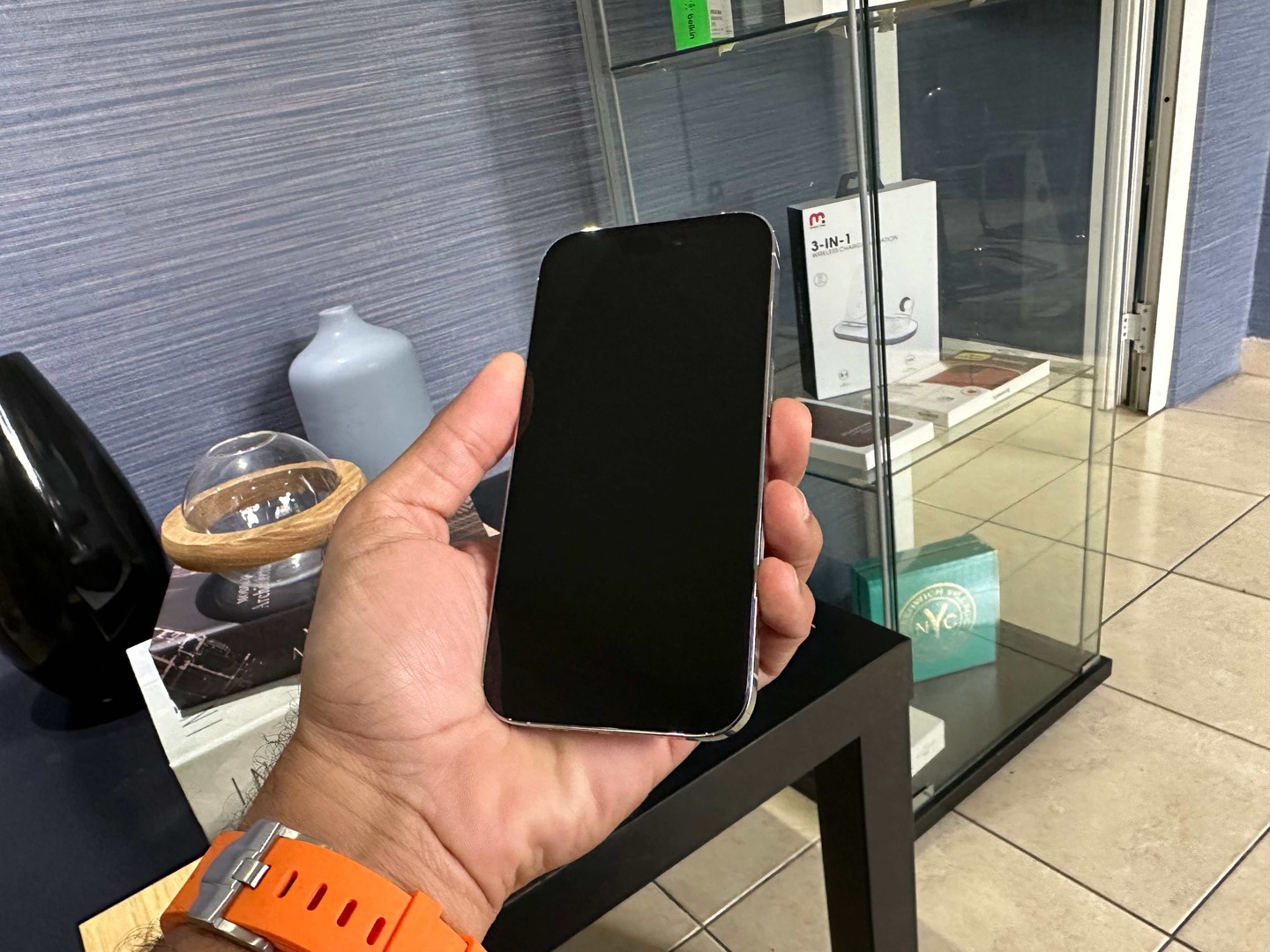 celulares y tabletas - Vendo iPhone 14 Pro 256GB Silver E-Sim Como Nuevo, Desbloqueado, RD$ 58,300 NEG 1