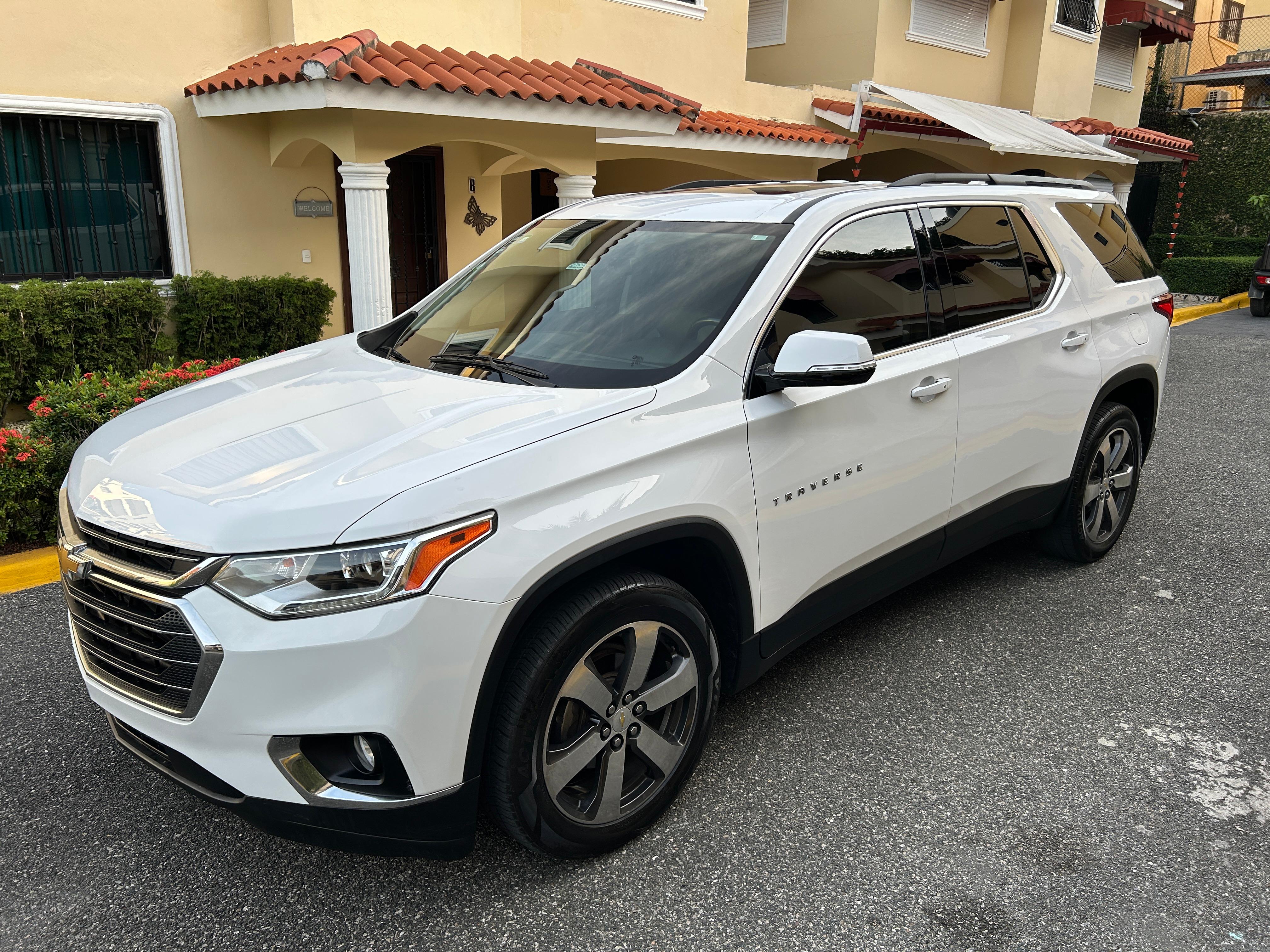 jeepetas y camionetas - Chevrolet Traverse LT 2019