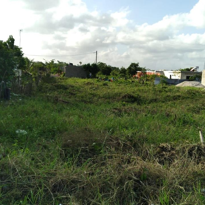 solares y terrenos - Solar de 1,020 M2 Verón-Bavaro sector Campo Lindo  0