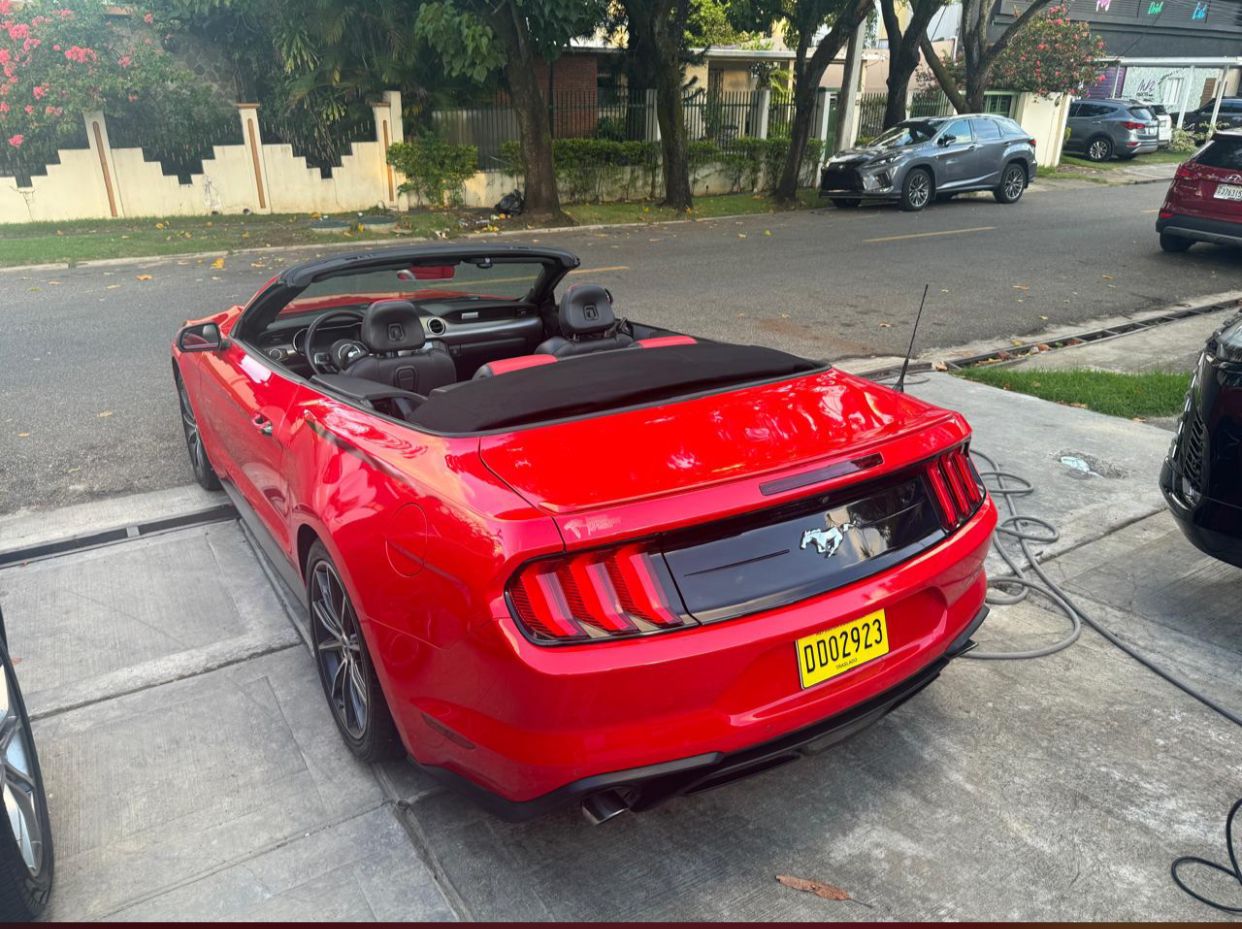 jeepetas y camionetas - FORD MUSTANG PREMIUN 2019 ROJO 2