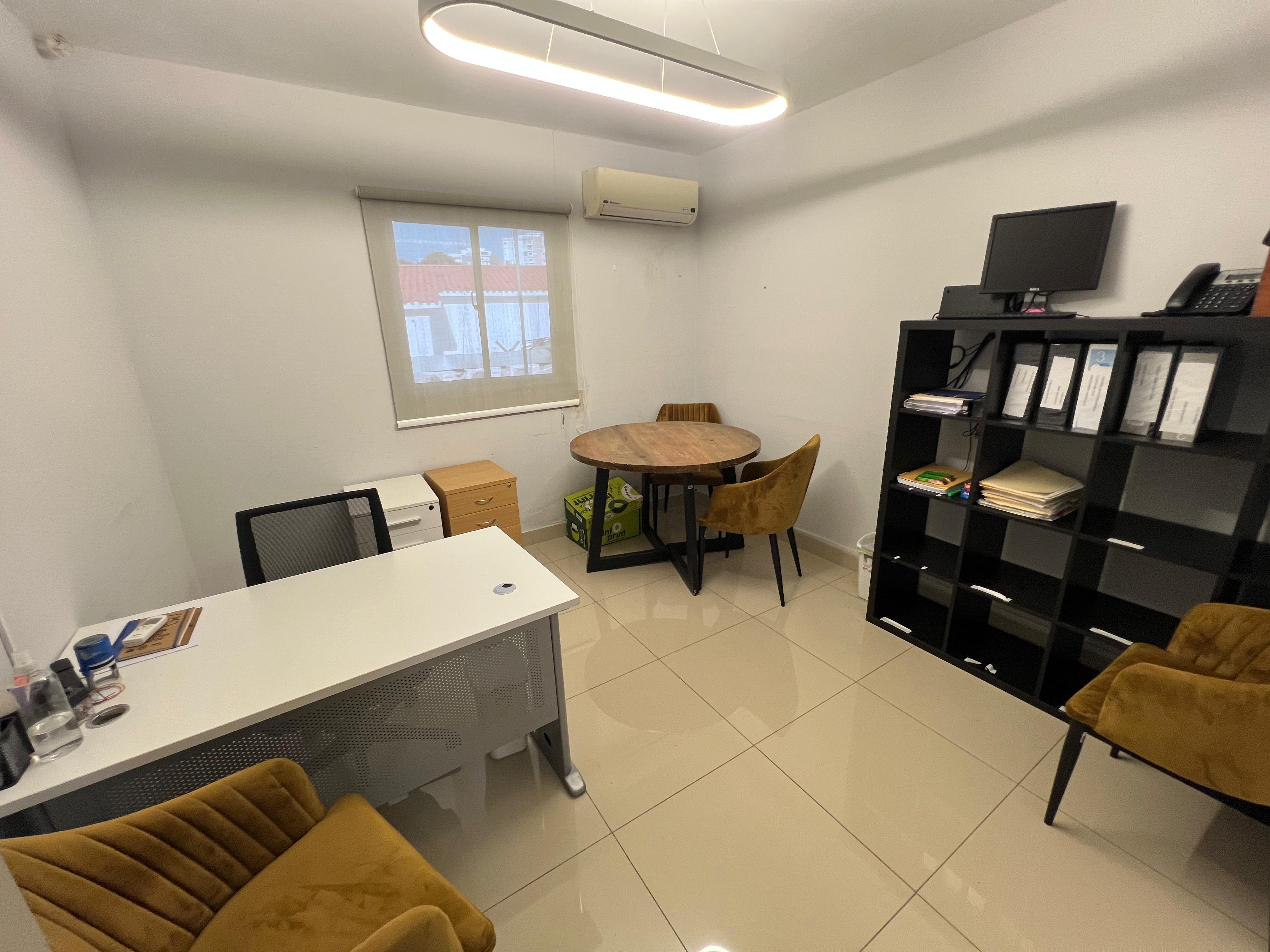 casas - casa Venta Local en urb.Fernandez 