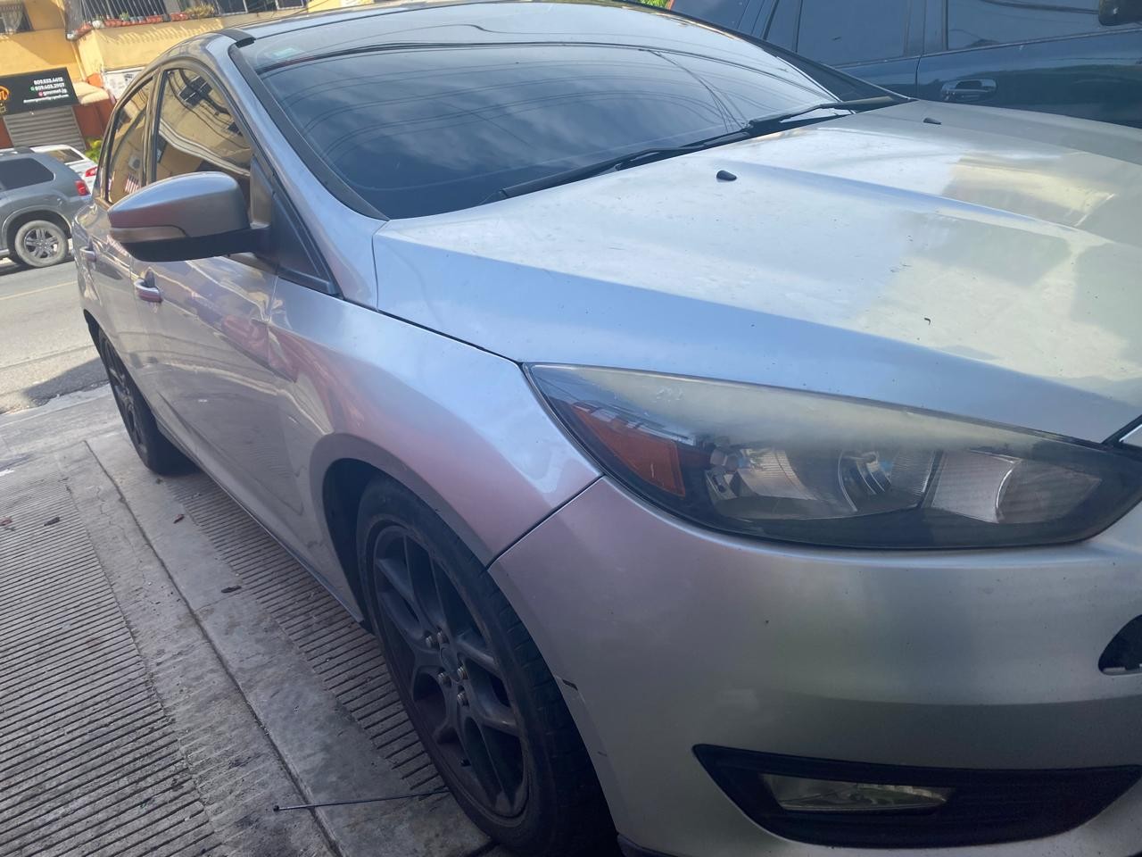 carros - OFERTA Ford Focus 2016 SE (sedán) 330,000 Gasolina