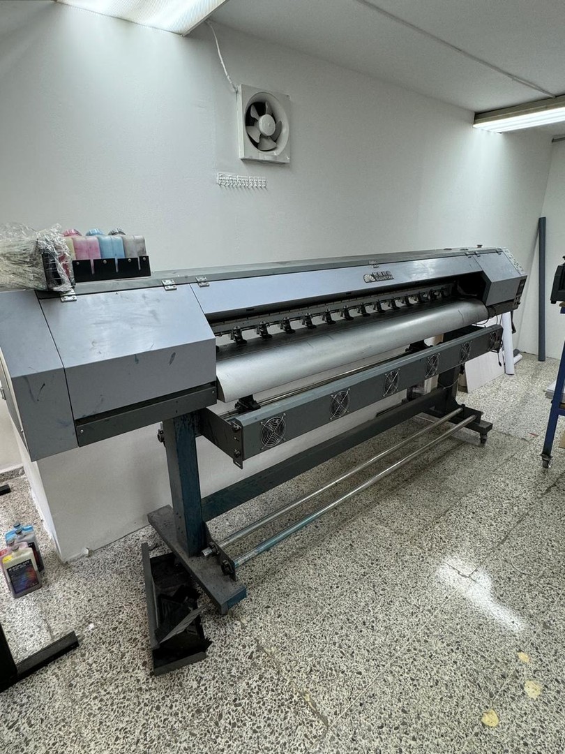 equipos profesionales - PLOTTER DE IMPRESION SIGNSTAR DE 72'' o 6 pies