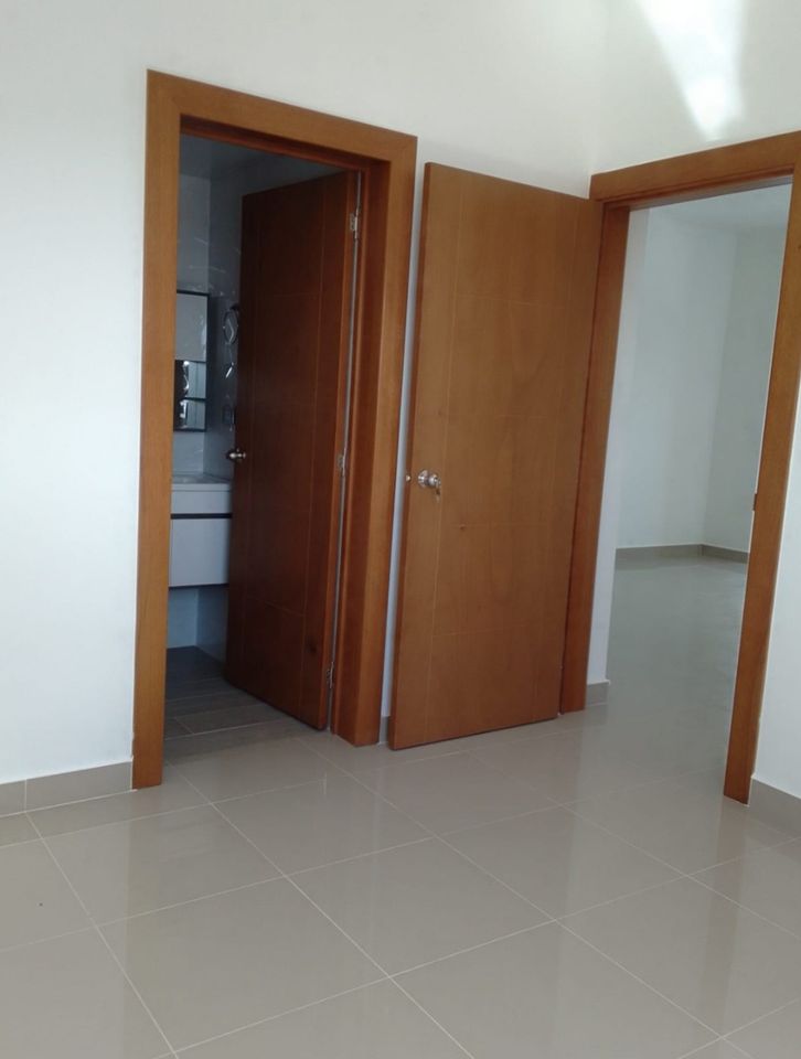 apartamentos - Se vende apartamento nuevo en la Av. Independe 3