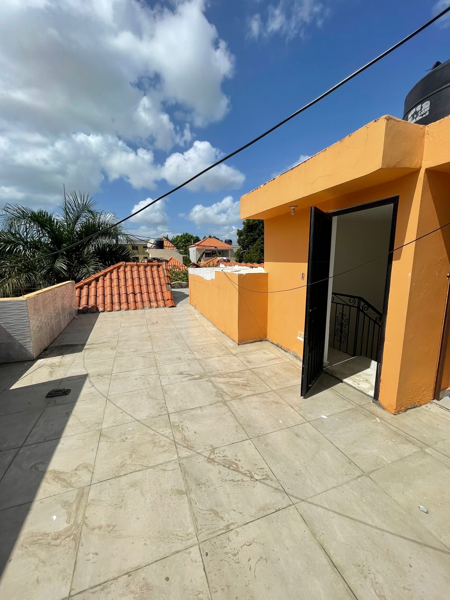 casas - venta de casa en la autopista de san Isidro Santo Domingo este  3