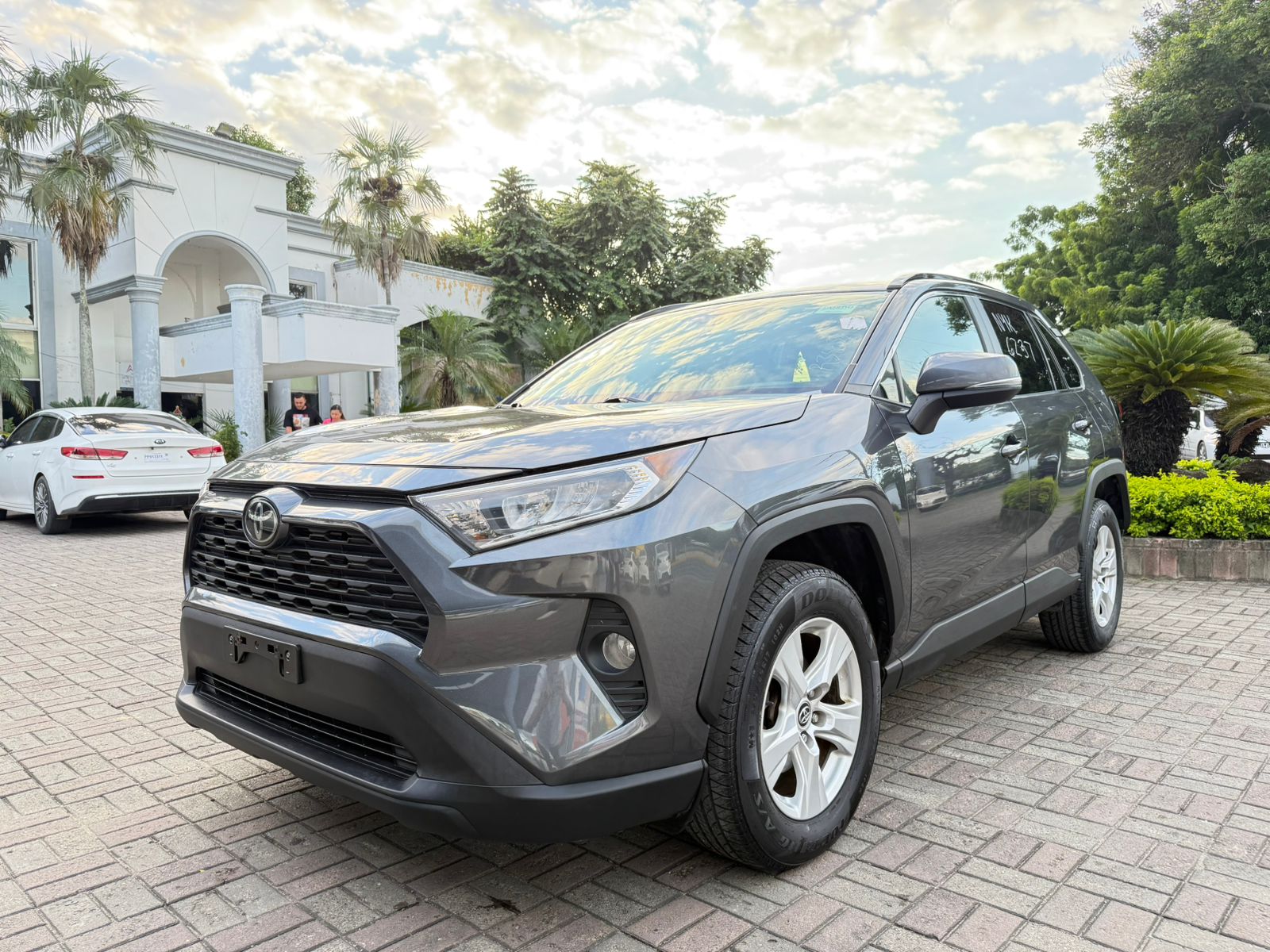 jeepetas y camionetas - Toyota rav4 2019  5