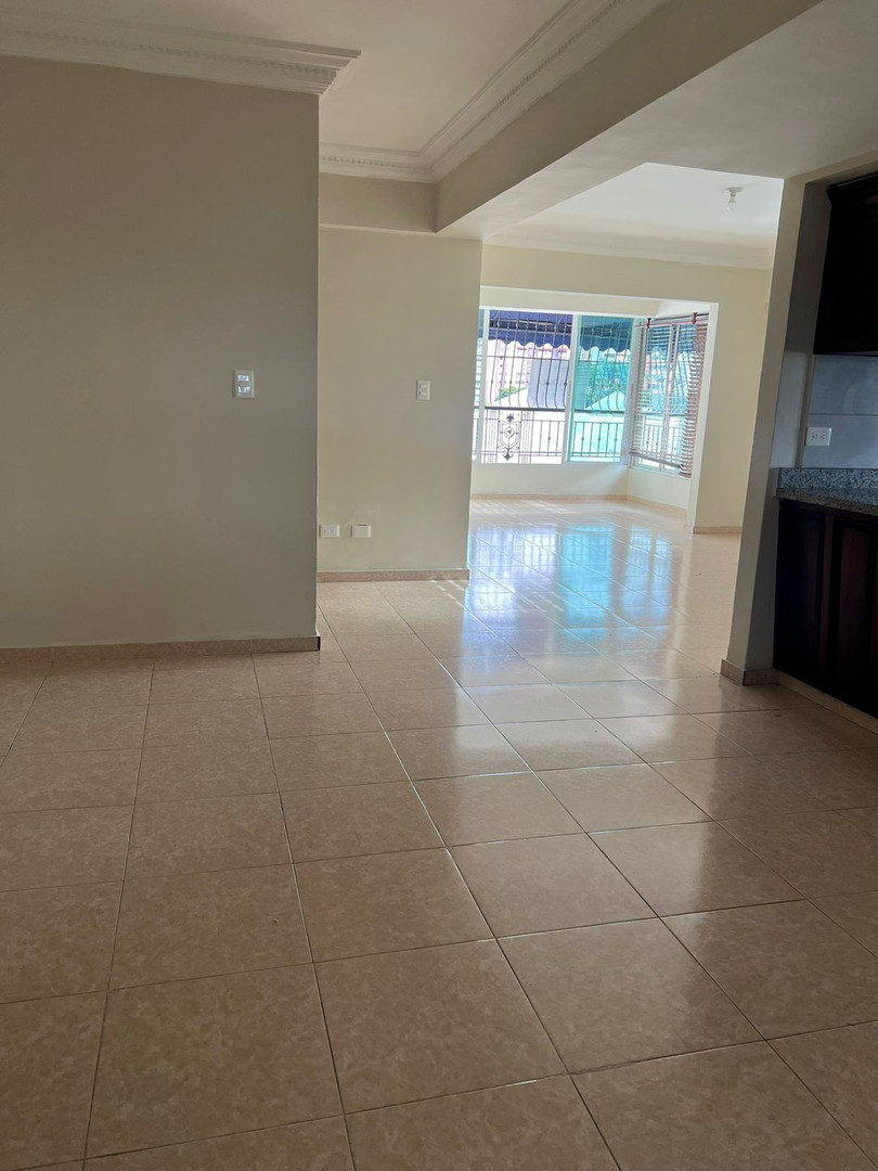 apartamentos - Se alquila, Apartamento 3Hab Vacio Acogedor Frente al Club Naco y Super Centrico 3