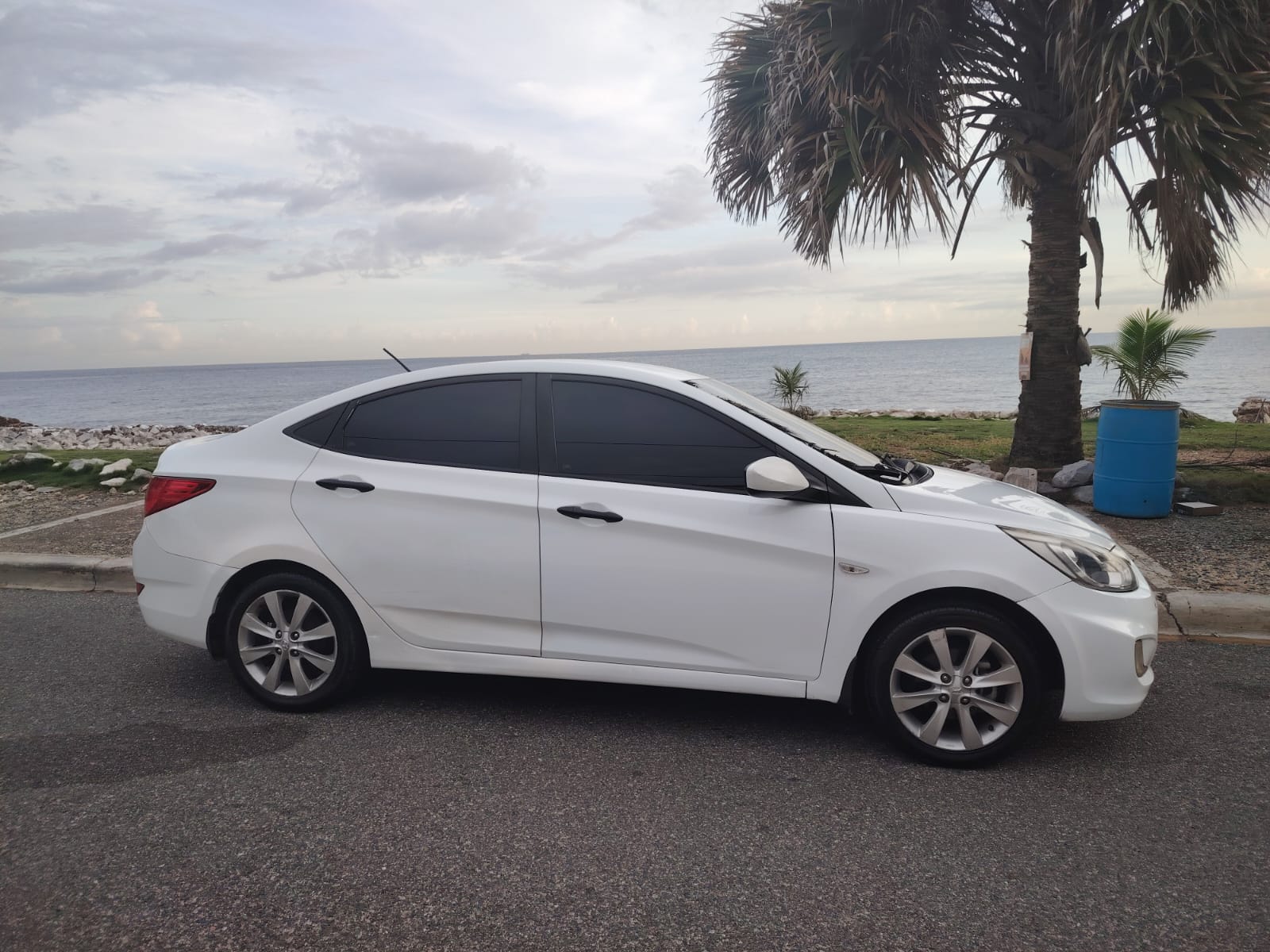 carros - En venta Hyundai Accent 2017 8