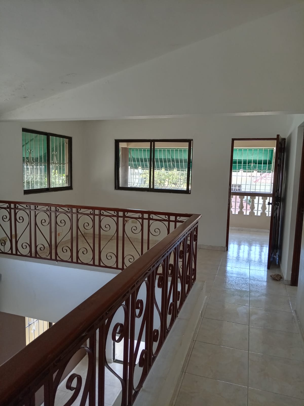 casas - Vendo casa en santo este en el Italia  7