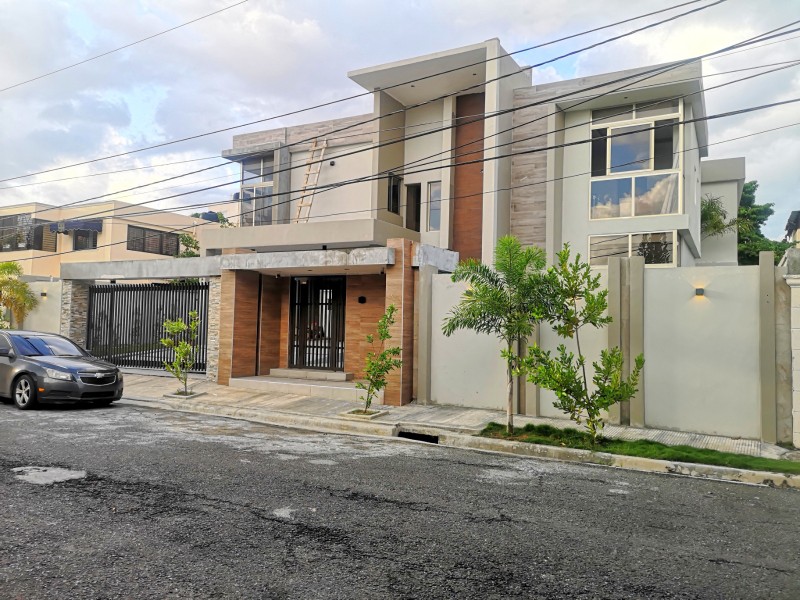 casas - Casa en la castellana estilo minimalista   8