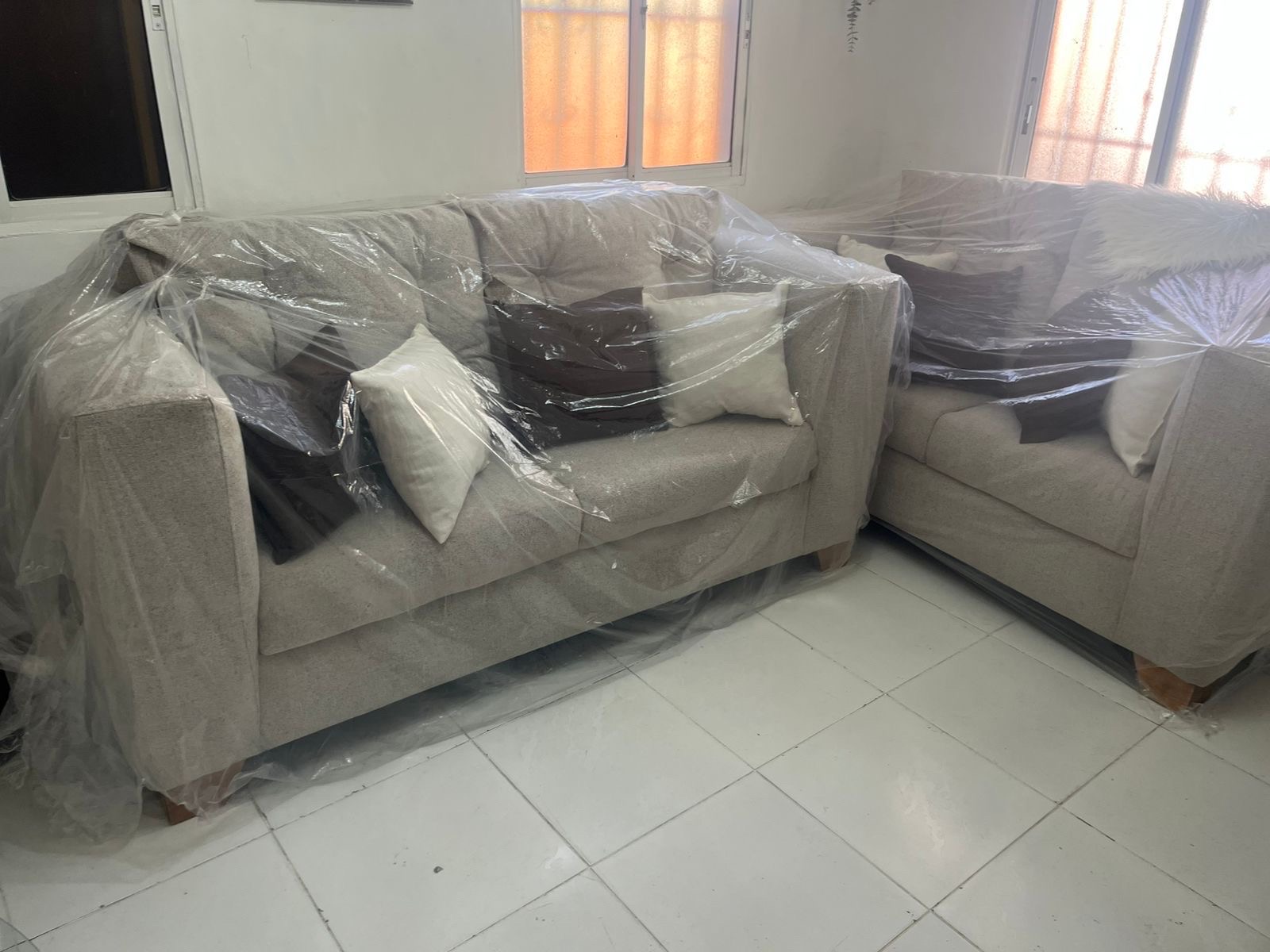 muebles y colchones - se vende juego de sala de sofá de 3 y de dos  2