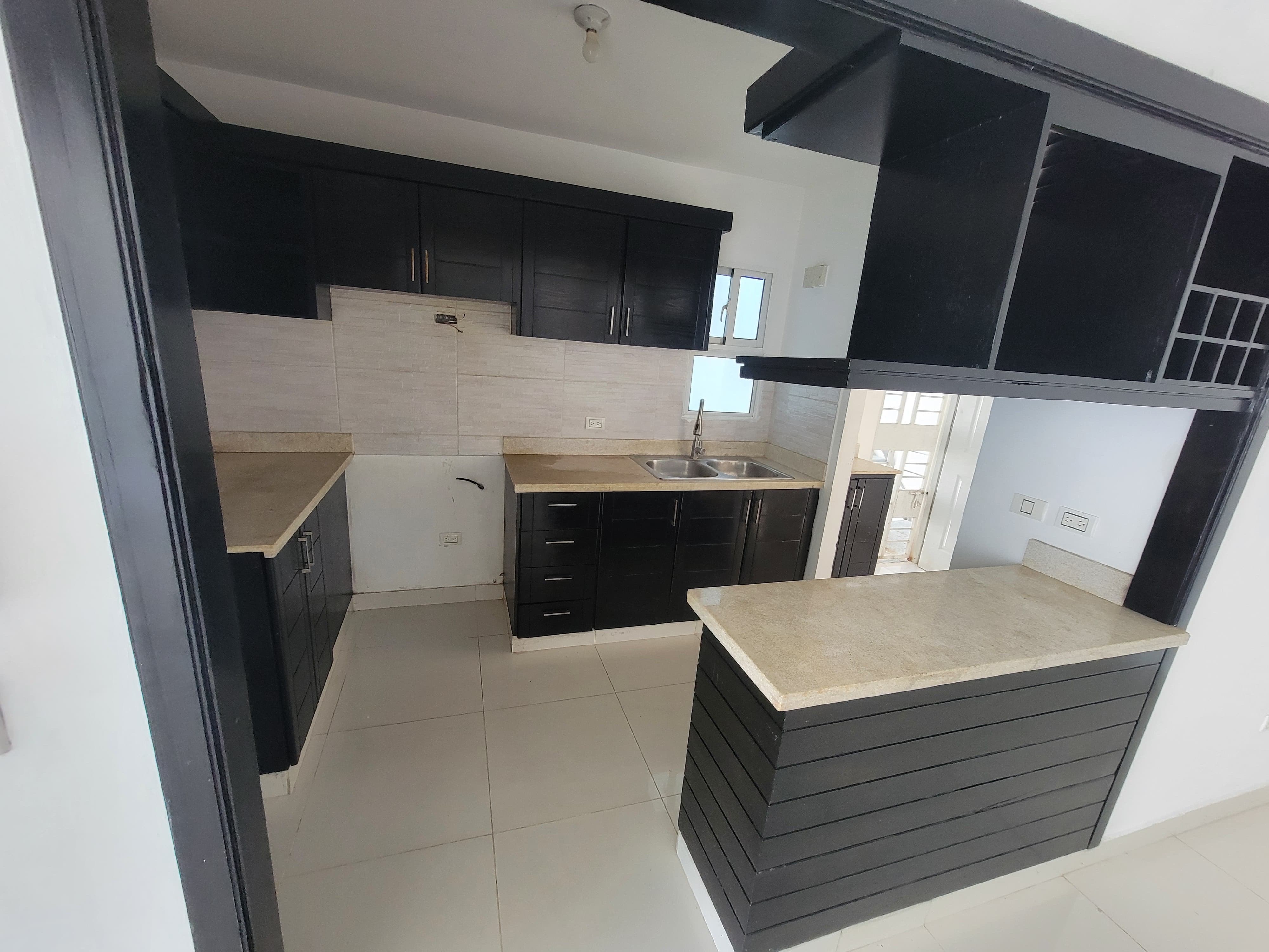 apartamentos - venta de apartamento en las cayenas autopista de san Isidro de 113mts  6