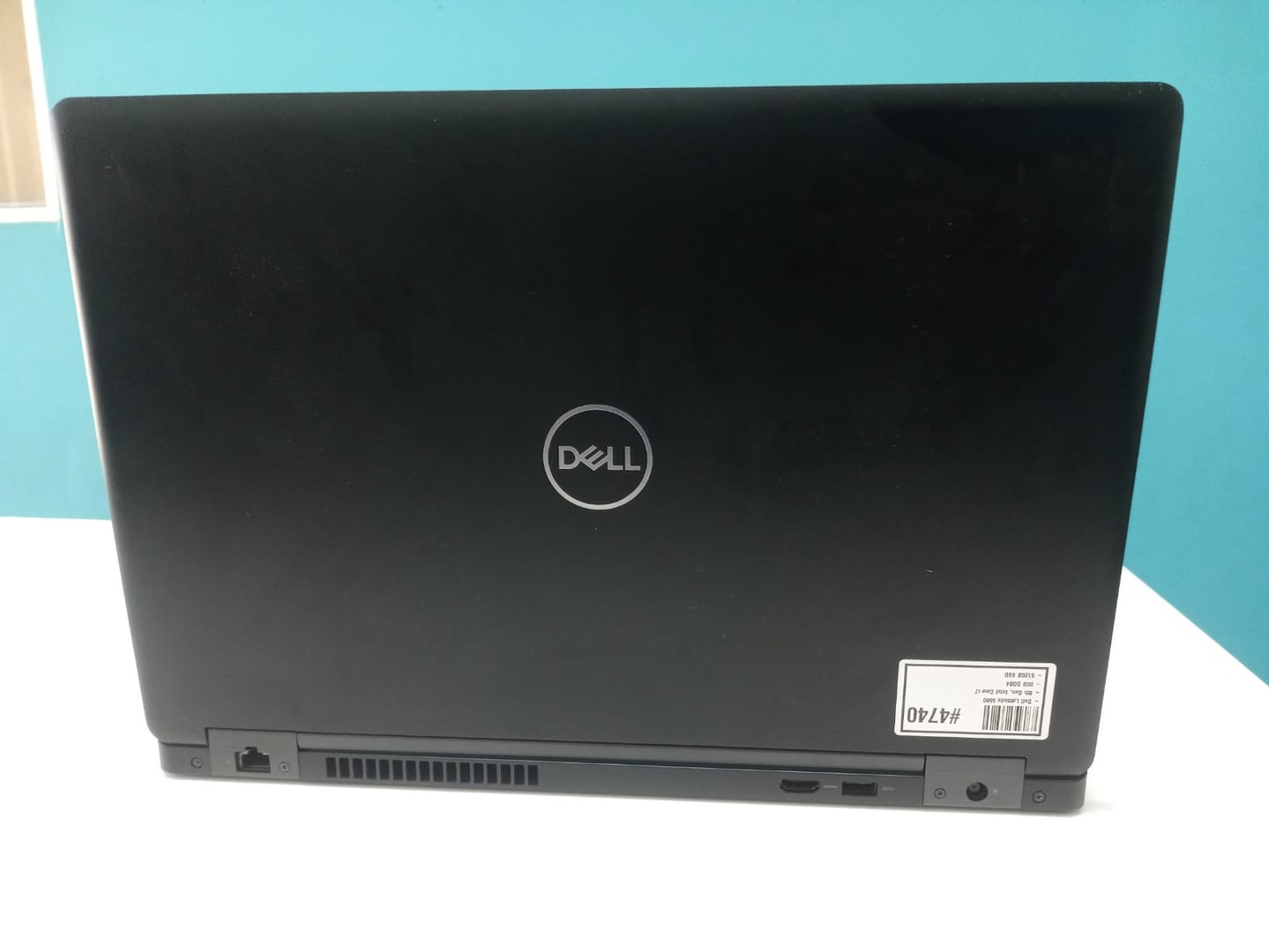 computadoras y laptops - Laptop, Dell Latitude 5590 / 8th Gen, Intel Core i7 / 8GB DDR4 / 512GB SSD