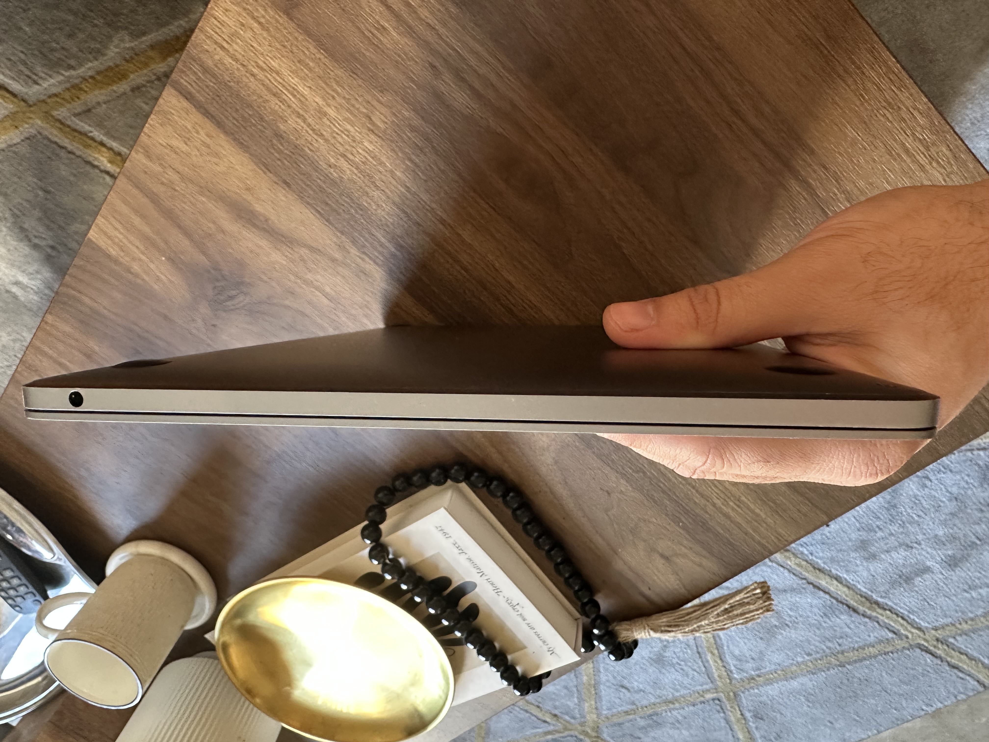 computadoras y laptops - Macbook Pro i5 2019 Touchbar 4