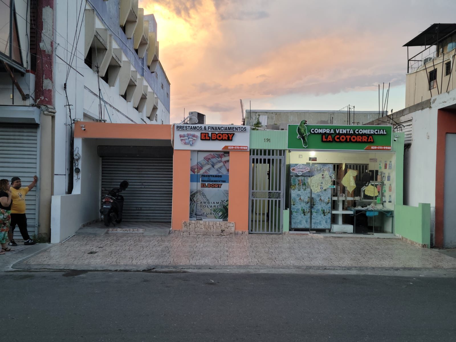 casas - CASA EN VENTA EN LA JOYA, SANTIAGO.