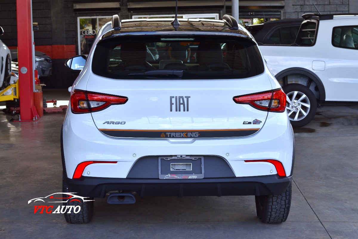 jeepetas y camionetas - Fiat Argo TREKKING 2024, Nuevo con garantía  3