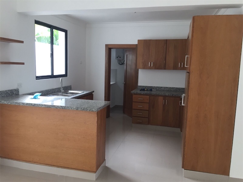 apartamentos - Lujoso Apartamento Tipo Torre en Zona Exclusiva de Llanos de Gurabo 3