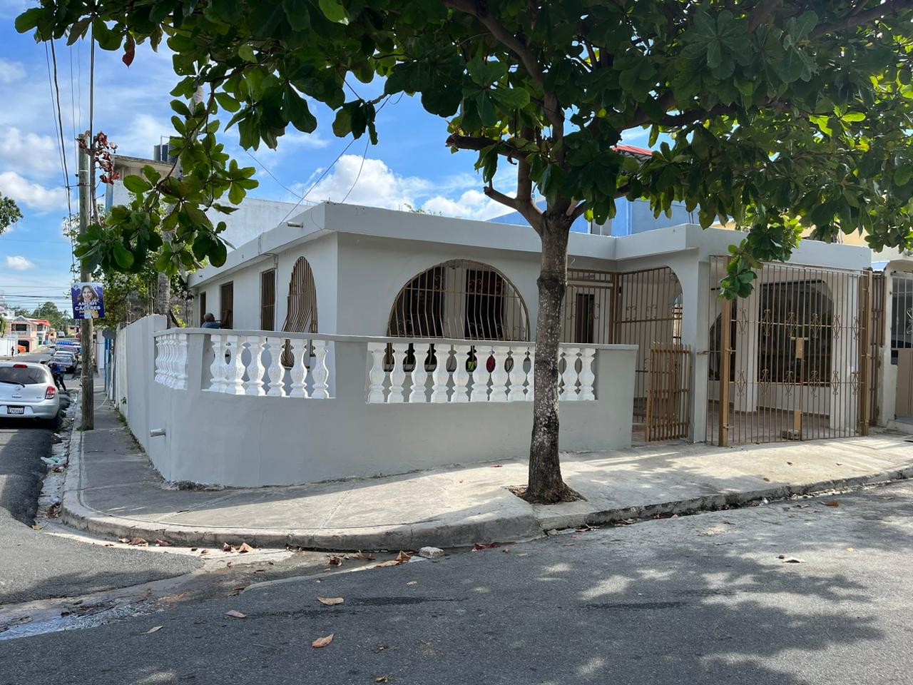 casas - Alquilo casa en la urb. Olimpo Santo Domingo Oeste