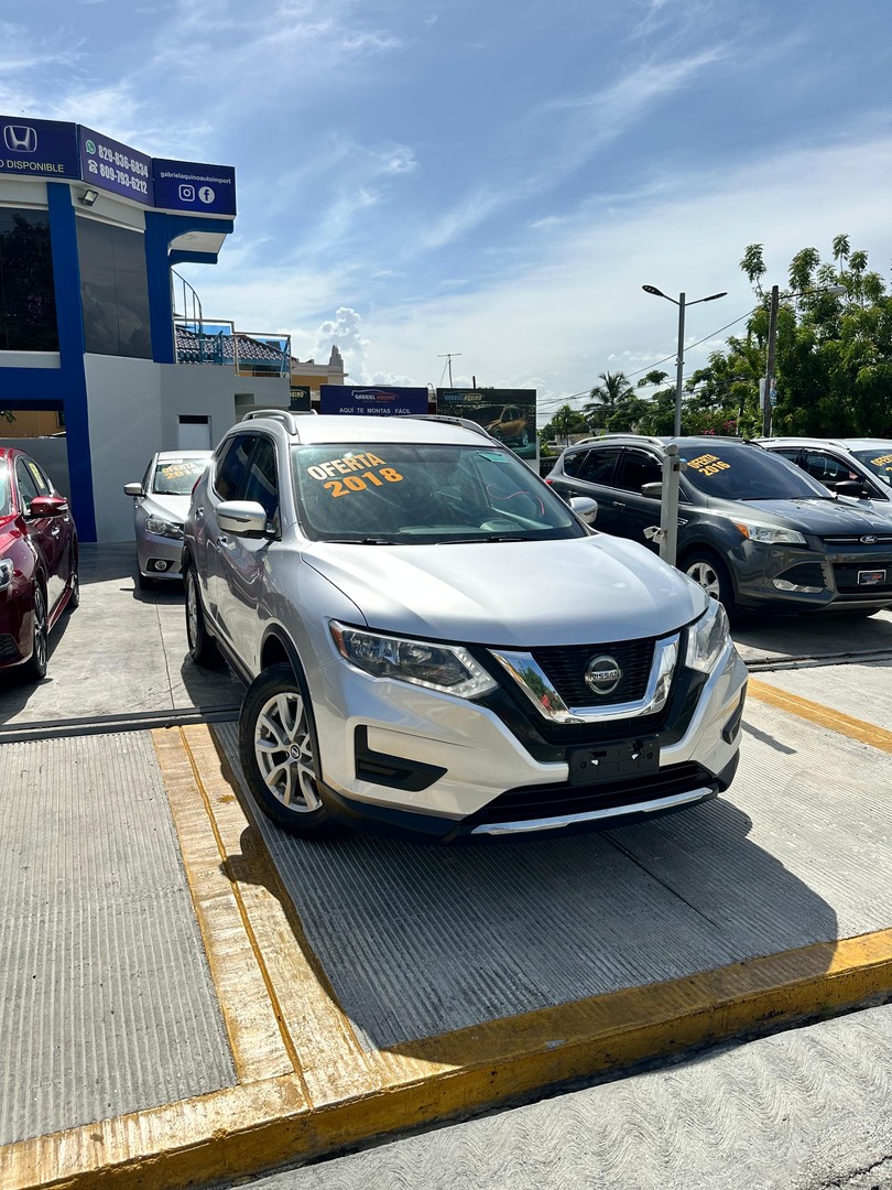 jeepetas y camionetas - nissan rogue sv