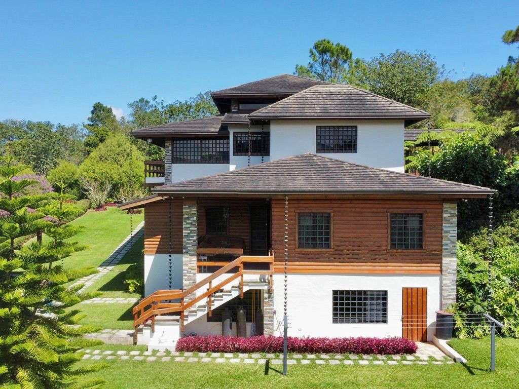 casas vacacionales y villas - Casa de Montaña en Constanza  9