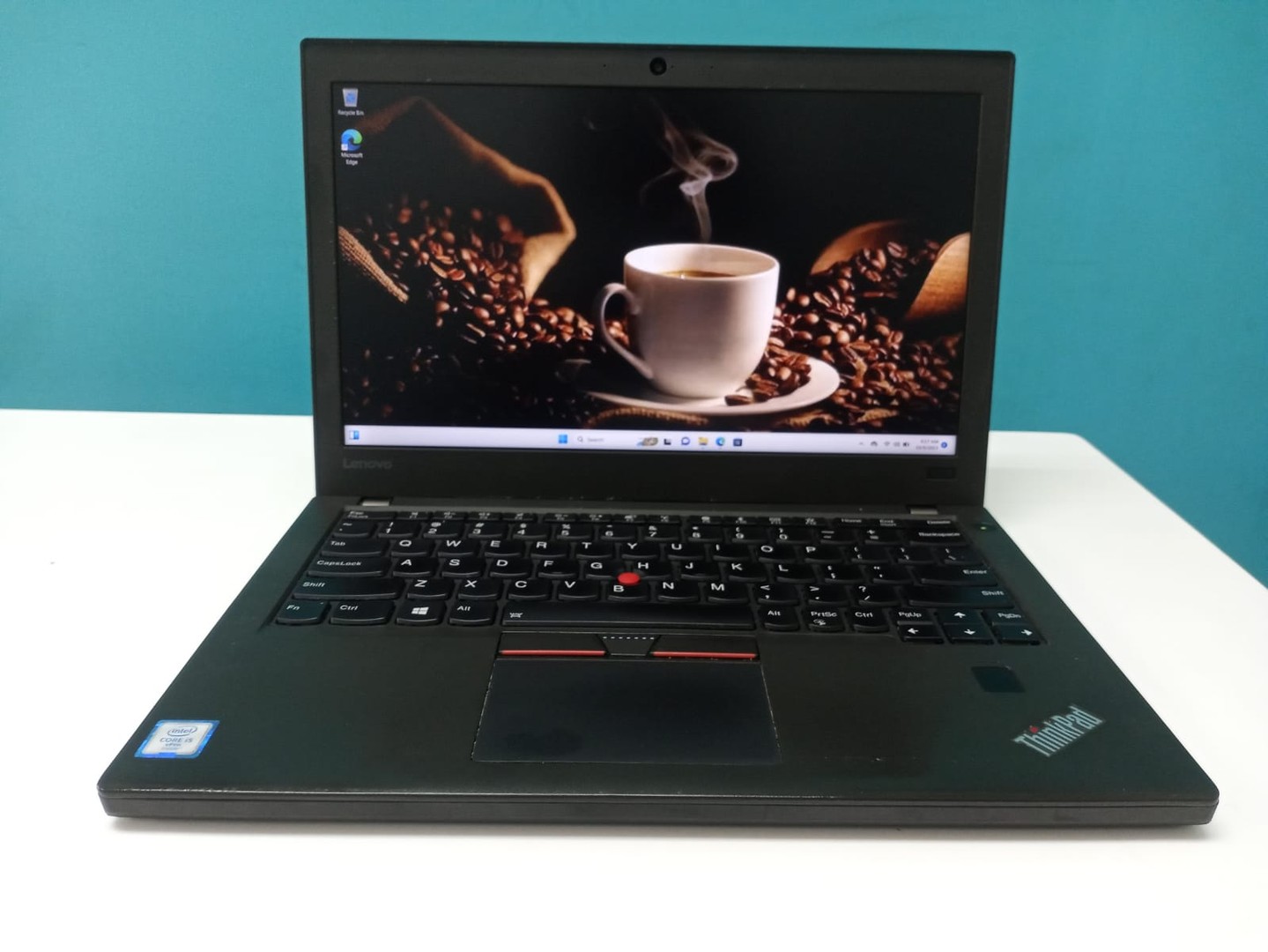 computadoras y laptops - Laptop, Lenovo ThinkPad x270 / 6th Gen, Intel Core i5 / 16GB DDR4 / 128GB SSD 3