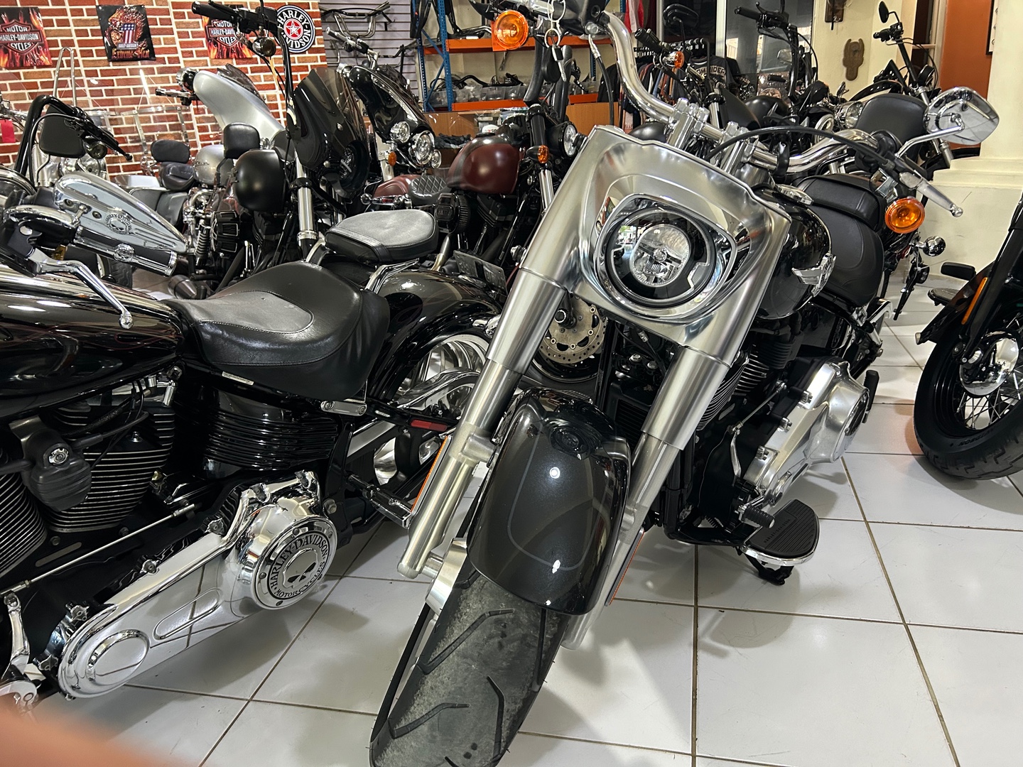 motores y pasolas - Harley Davidson Fat Boy 114 año 2018 4