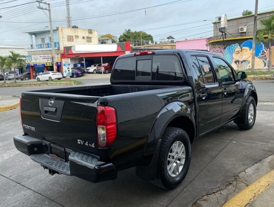 jeepetas y camionetas - 2018 Nissan Frontier SV 4x4  7