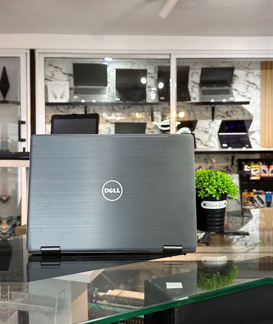 computadoras y laptops - Dell latitude 3379 TOUCH!!!!! 6ta generacion SSD 1