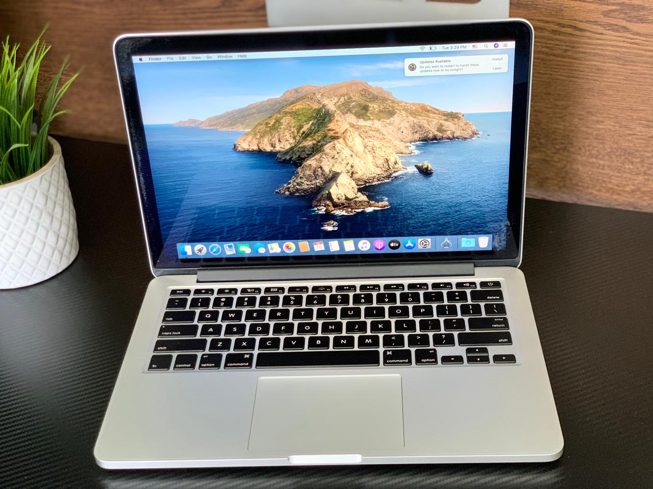 computadoras y laptops - Macbook Pro 13 2015 i5 , 8Gb  1