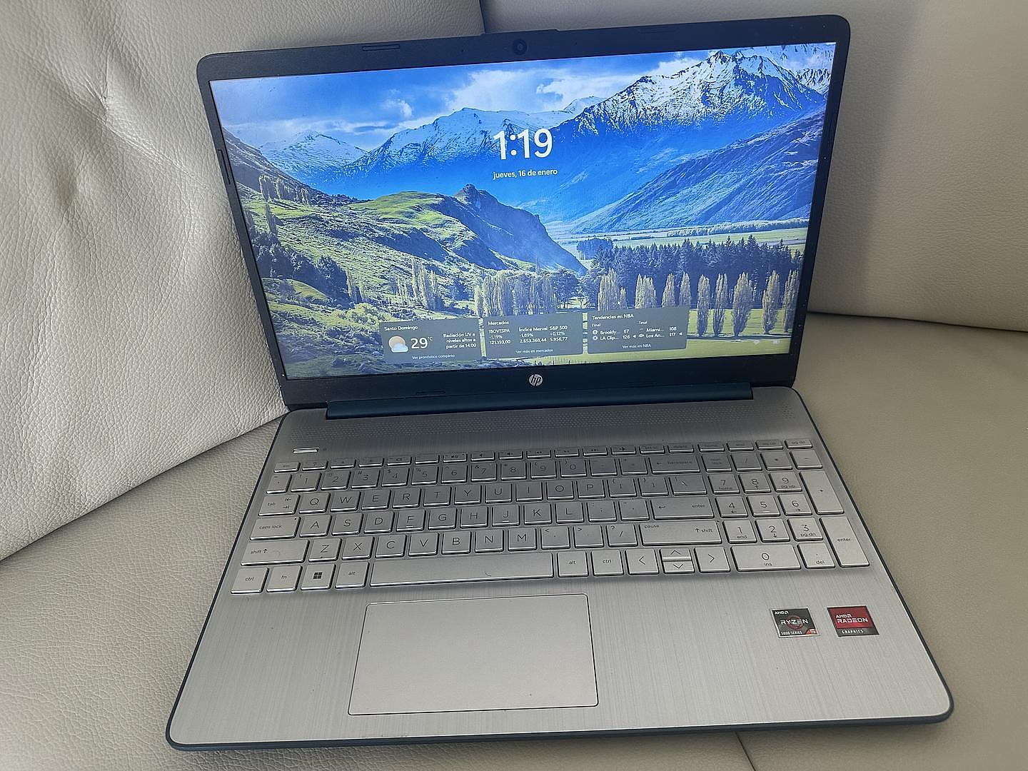 computadoras y laptops - Vendo Laptop hp Ryzen 5 5500U (se puede intentar negociar)