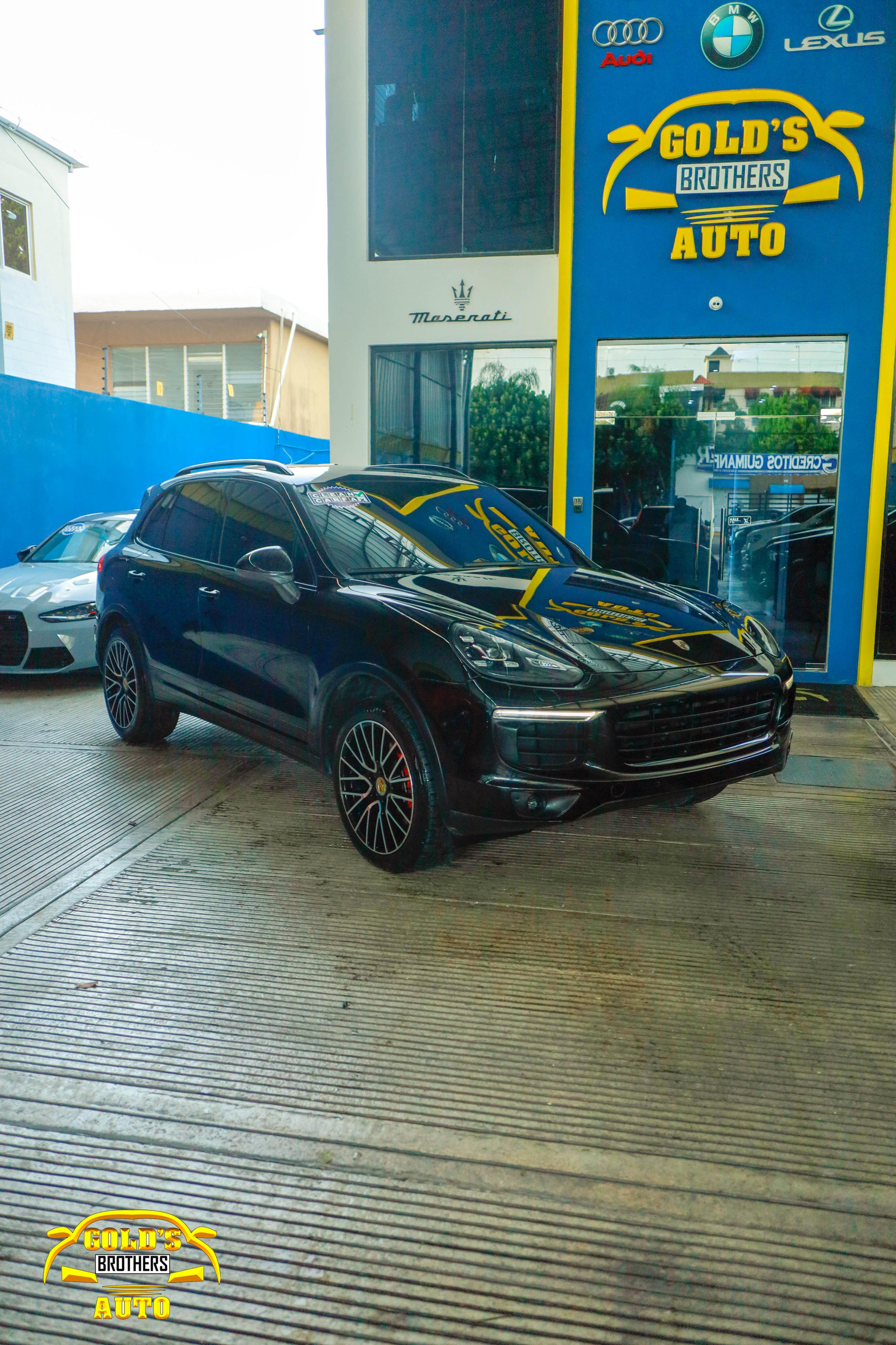 jeepetas y camionetas - Porsche Cayenne 2016 0