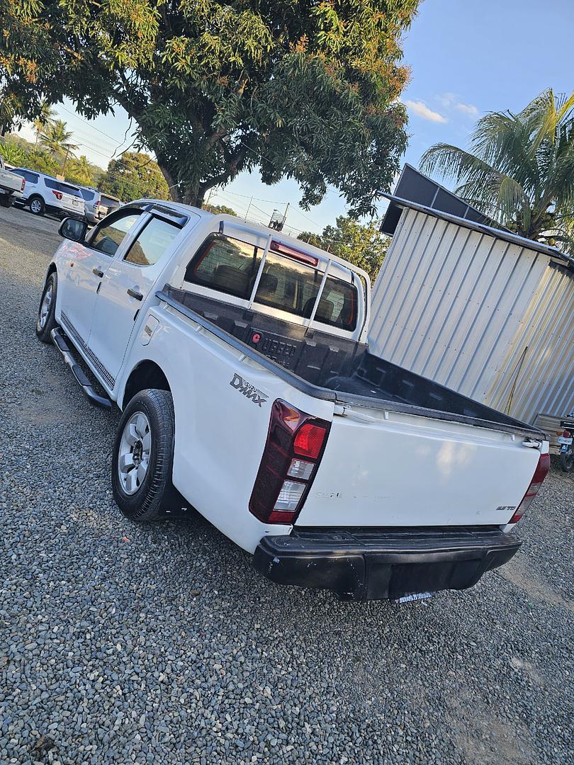 jeepetas y camionetas - Isuzu Dmax 2013 mecánica.
 4