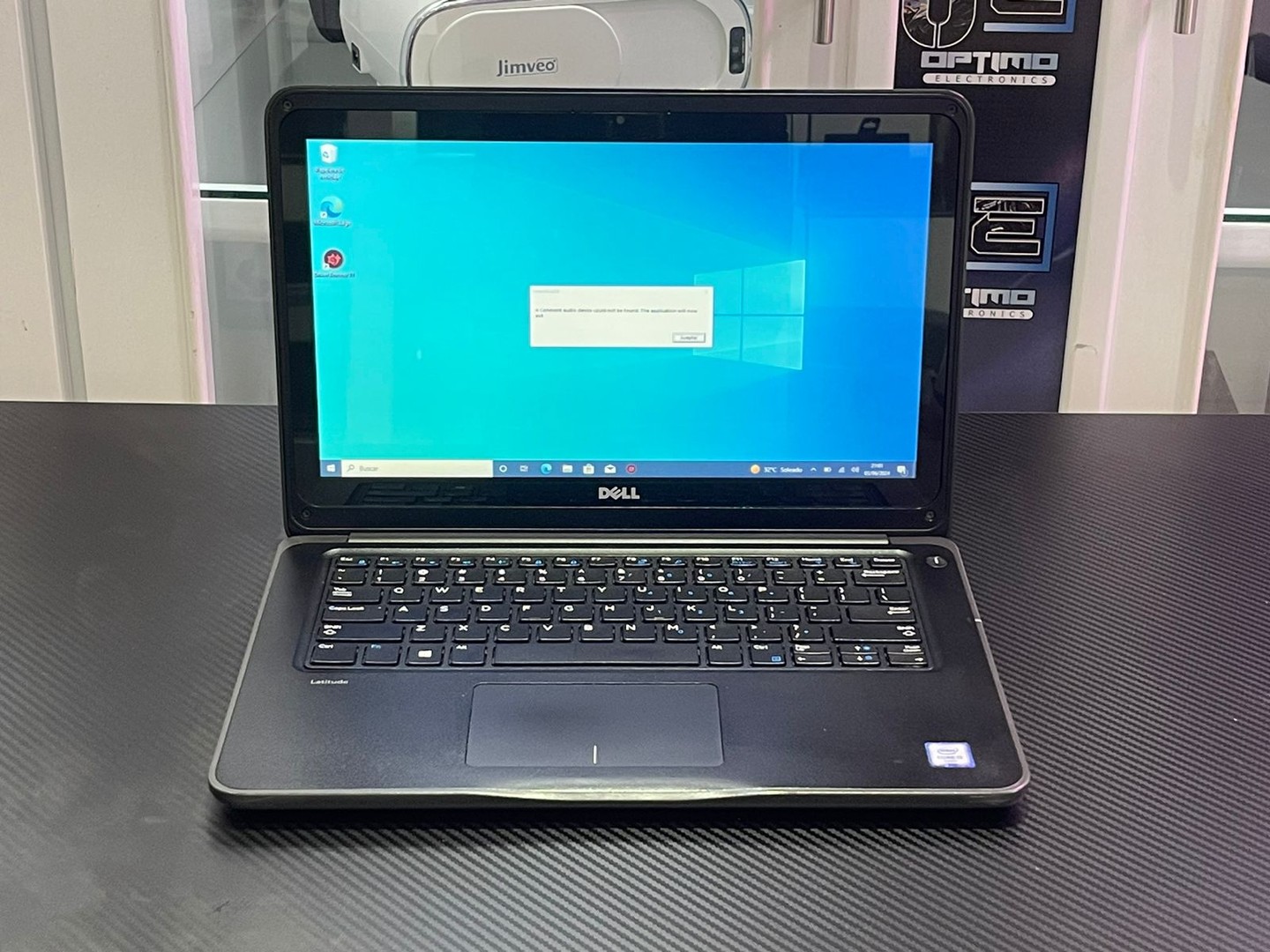computadoras y laptops - Dell Latitude 3380 14 Pulgadas Touch i3 de 6Ta Generacion 8GB Ram 128GB SSD 2