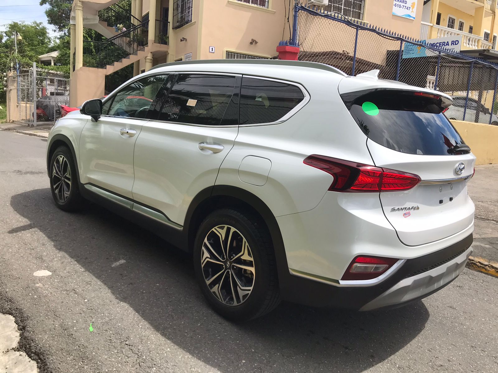 jeepetas y camionetas - HYUNDAI SANTA FE ULTIMATE 2019 3