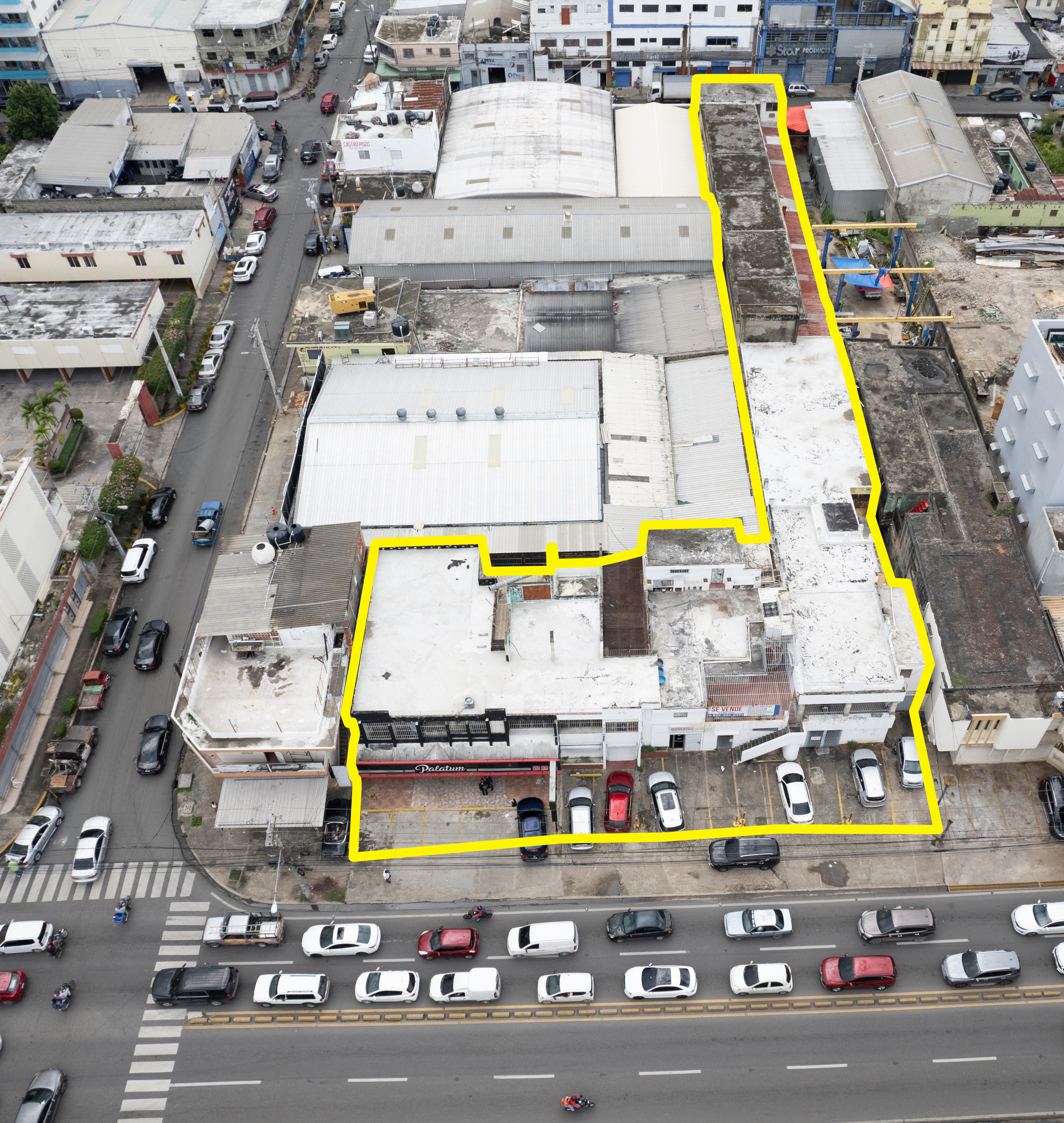 solares y terrenos - venta de terreno ubicado en la máximo Gómez Distrito nacional santo domingo  3