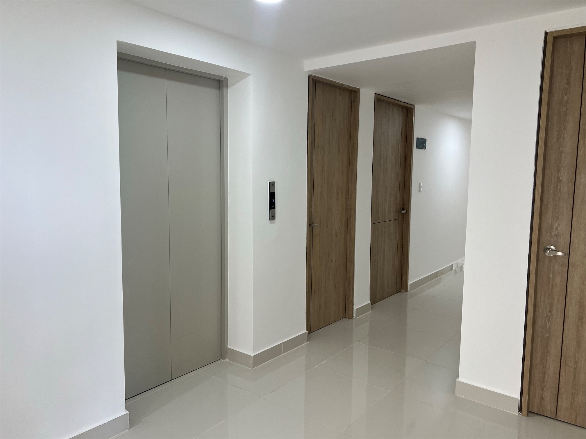 apartamentos - Alquilo En residencial Livera Hispaniamericana 9