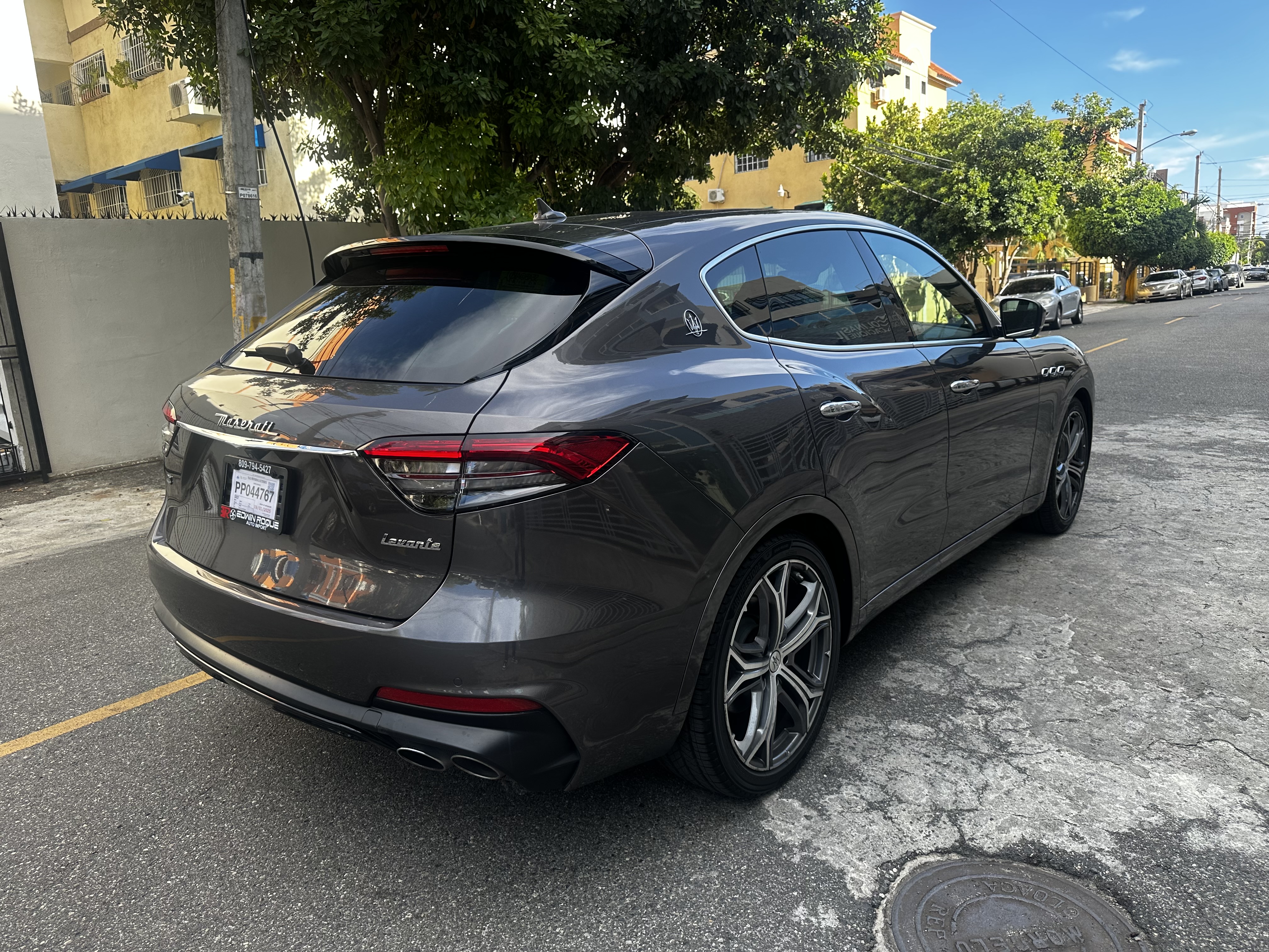 jeepetas y camionetas - MASERATI LEVANTE Q4 2021 6