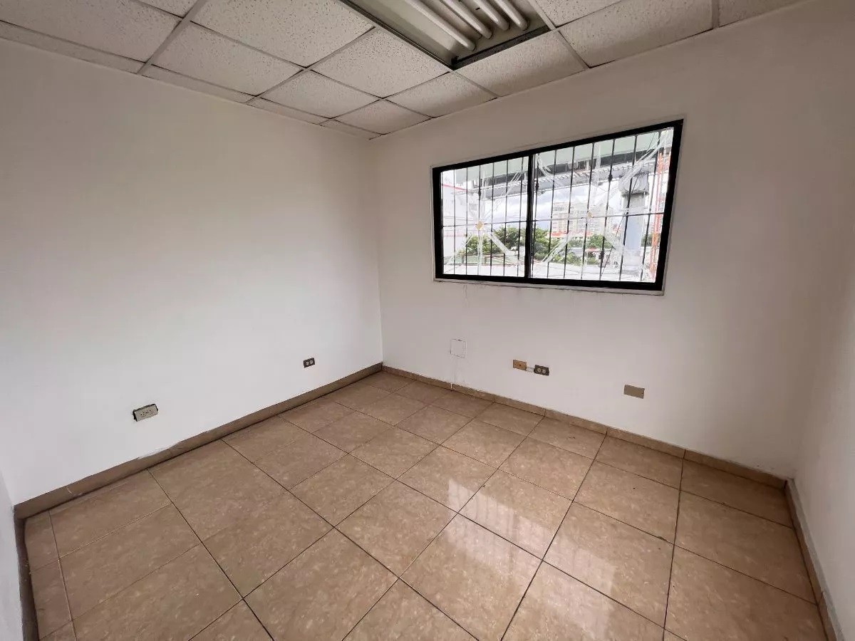 oficinas y locales comerciales - laza-Edificio comercial para oficinas de 4 niveles 678.28 m2 7