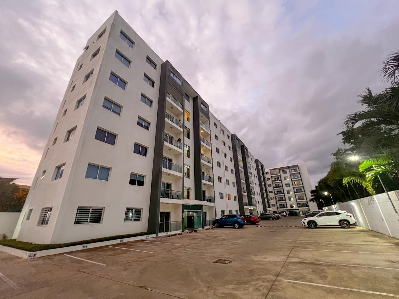 apartamentos - APARTAMENTO EN ALQUILER EN SANTIAGO 0