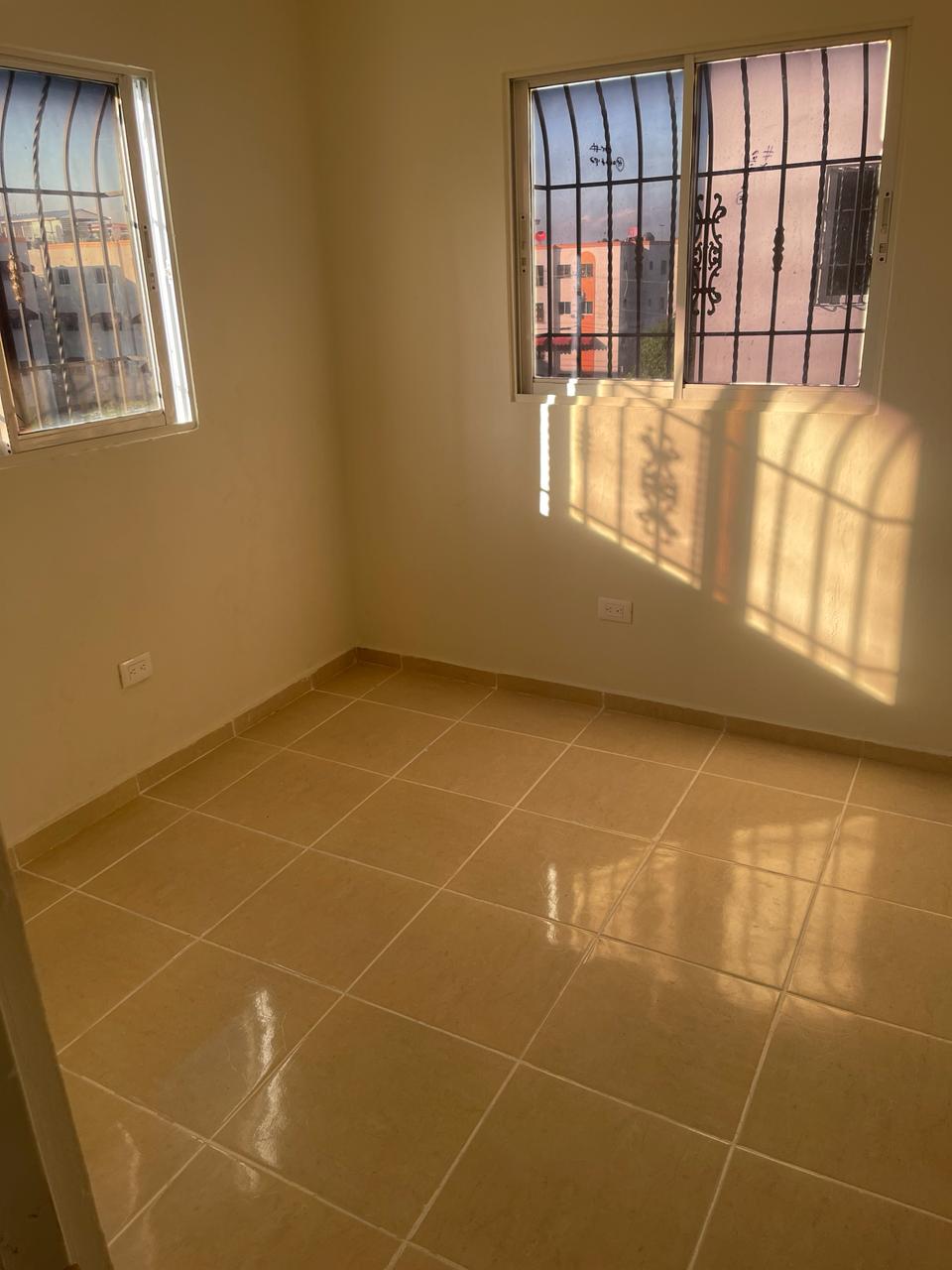 apartamentos - APTO REMODELADO  en el RES. TIERRA ALTA, POR LOS FRENTES DEL OLE, JACOBO MAJLUTA 6