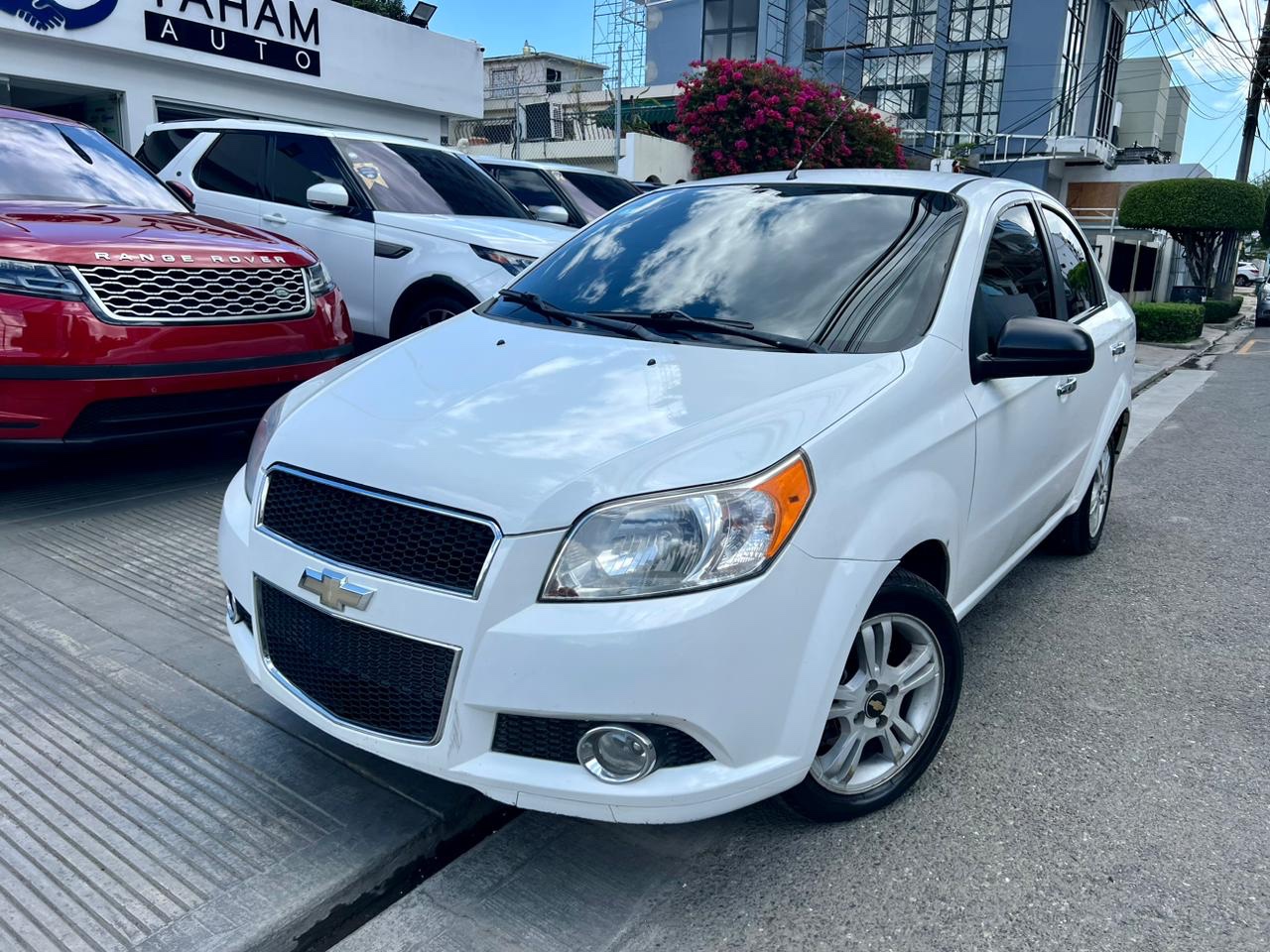 carros - Chevrolet Aveo 2015