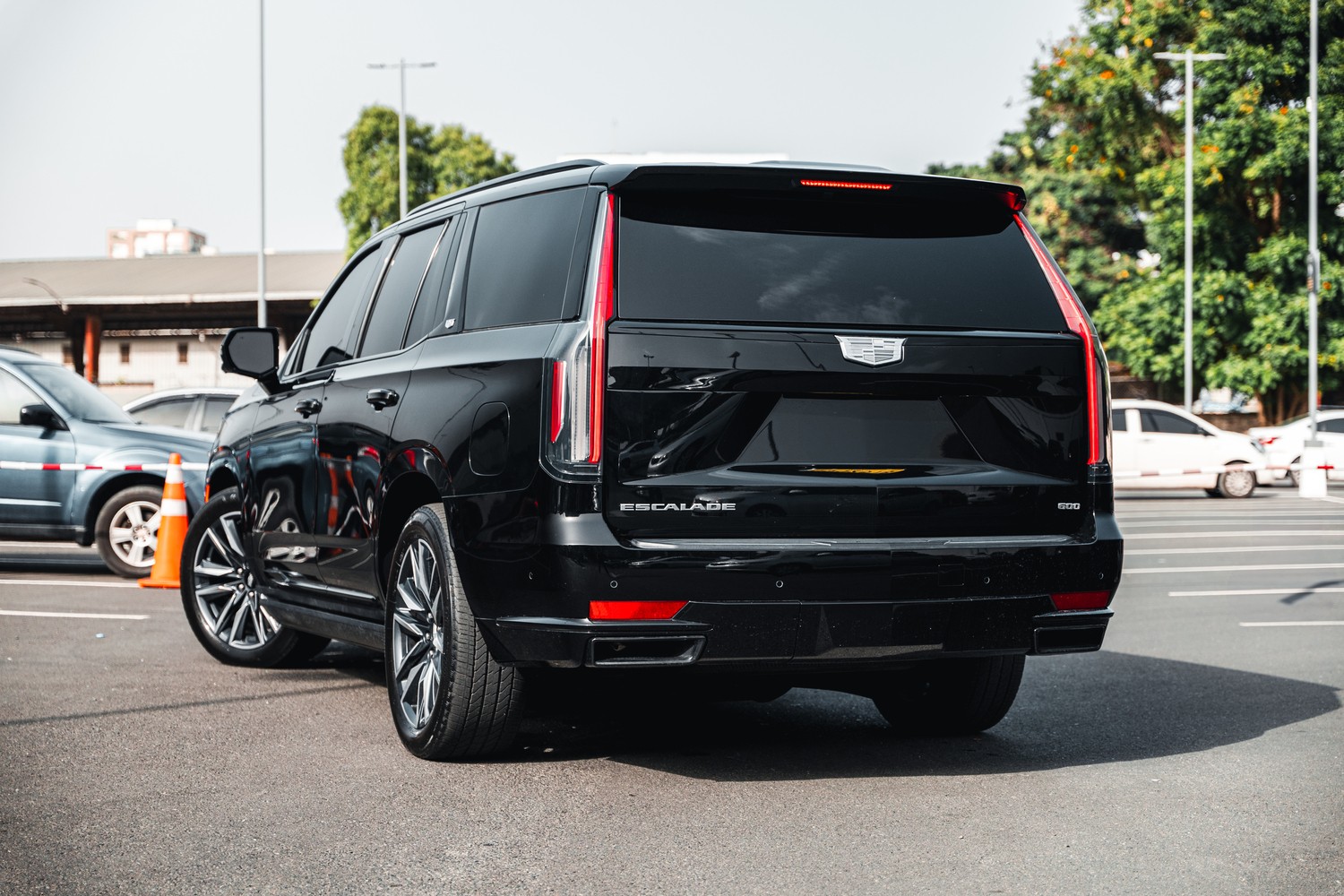 jeepetas y camionetas - Cadillac Escalade 2021 5