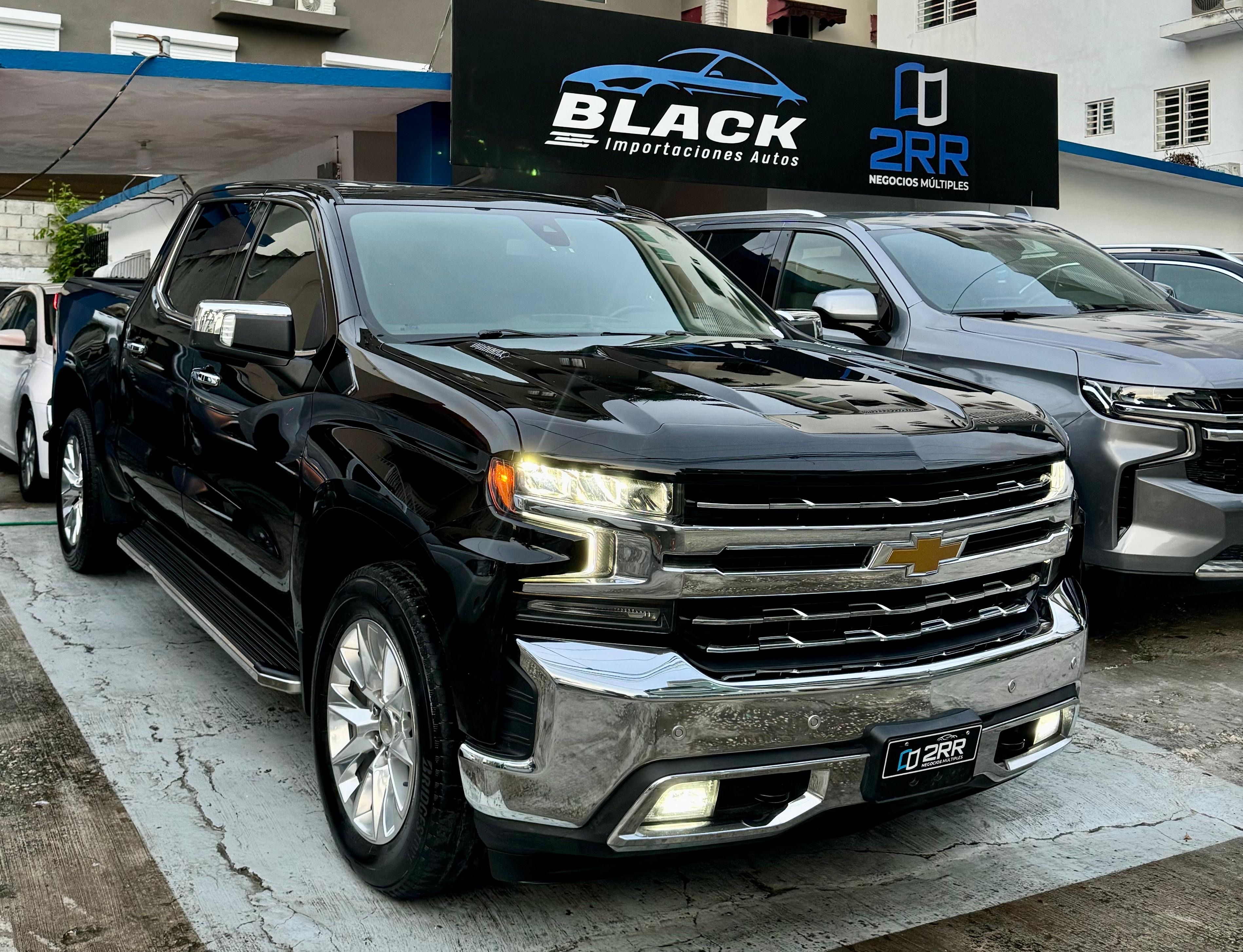 jeepetas y camionetas - Chevrolet Silverado LTZ 2020 4x4 DIESEL 3