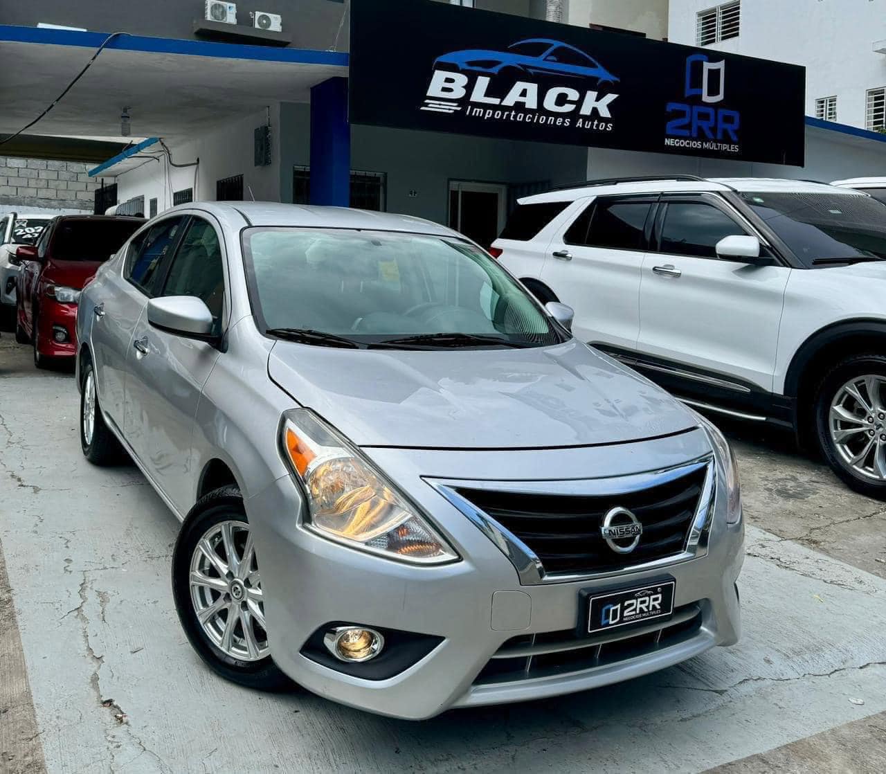 carros - Nissan Versa SV 2019 FULL