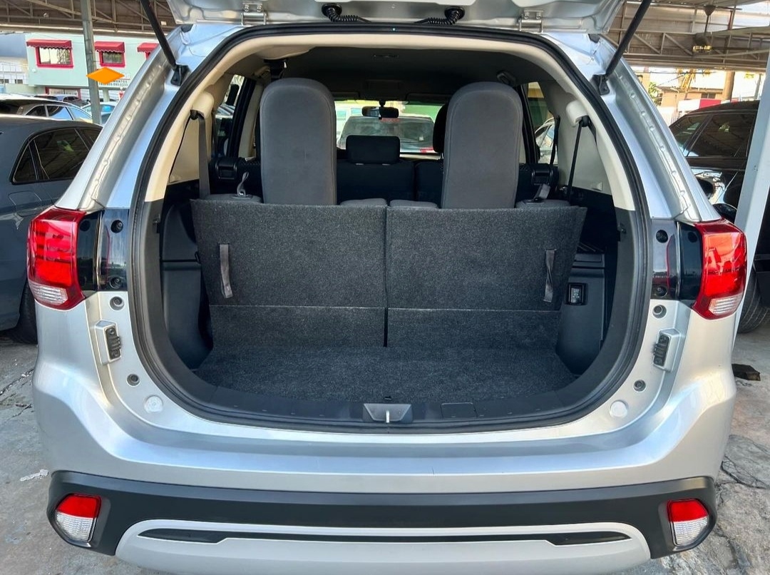 jeepetas y camionetas - 2019 Mitsubishi Outlander SE 4x4  2