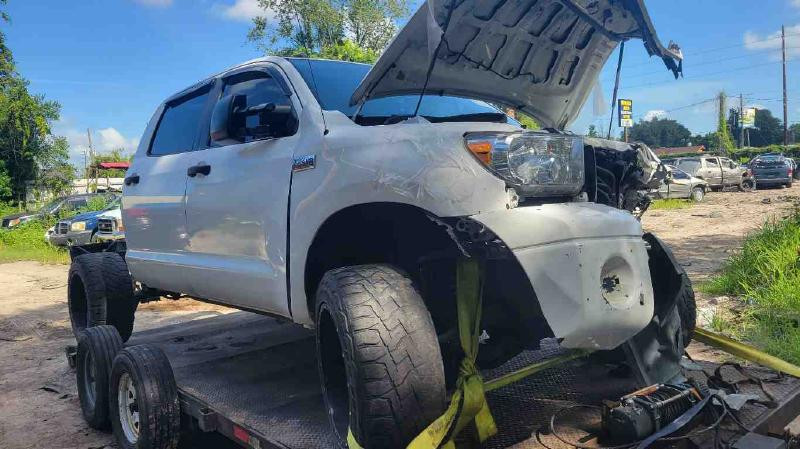 repuestos - MOTOR 2013 TOYOTA TUNDRA SR5 5.7L 4WD  1