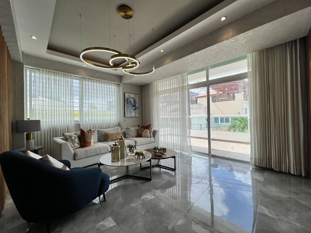 apartamentos - Elegante y espacioso segundo nivel con terraza privada en tropical del este 5